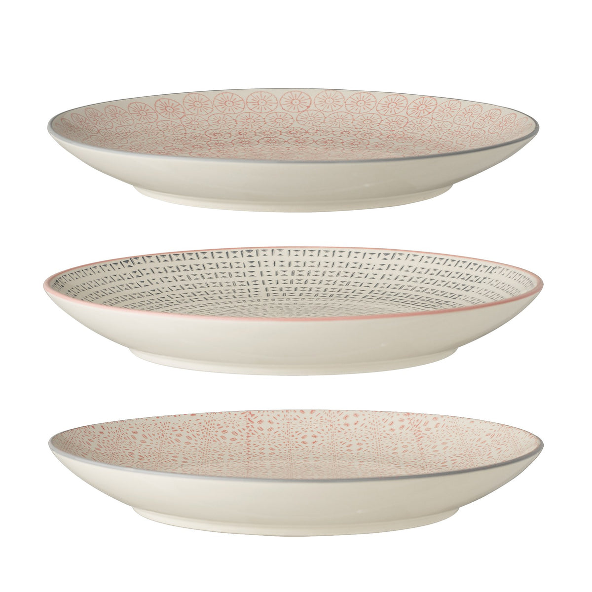 Drei runde Teller aus Steingut mit bunten, handgemalten Mustern in Rosé-, Beige- und Grautönen, Durchmesser 25 cm.