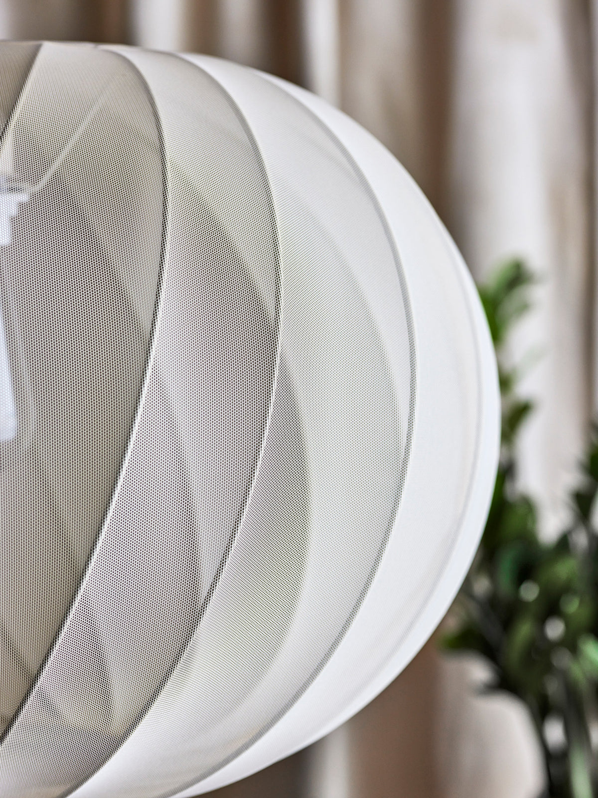 Piola Hängeleuchte, Natur, Polyester in Nature präsentiert im Onlineshop von KAQTU Design AG. Pendelleuchte ist von Bloomingville