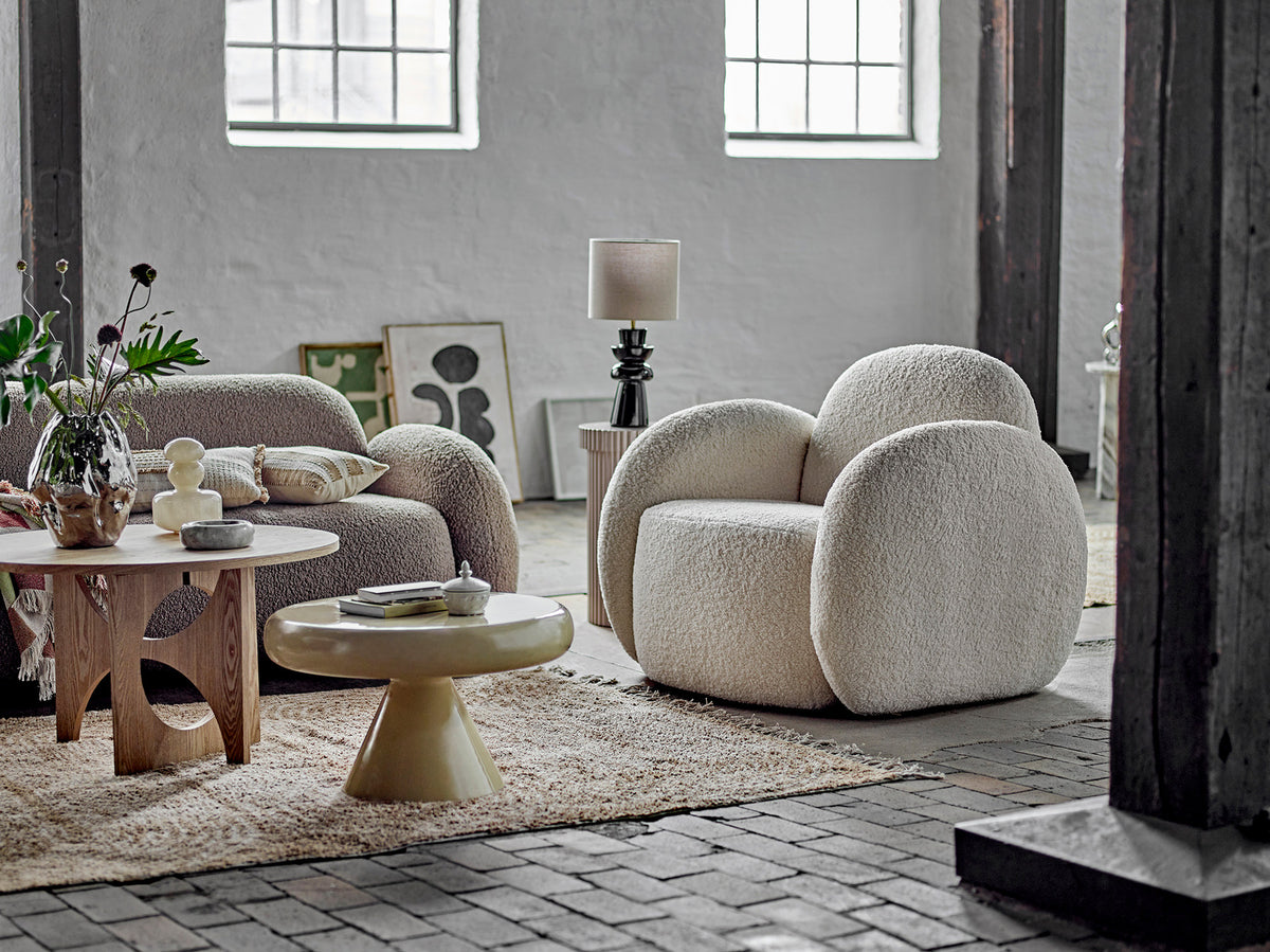 Lio Tischlampe, Schwarz, Steingut in Black präsentiert im Onlineshop von KAQTU Design AG. Tischleuchte ist von Bloomingville