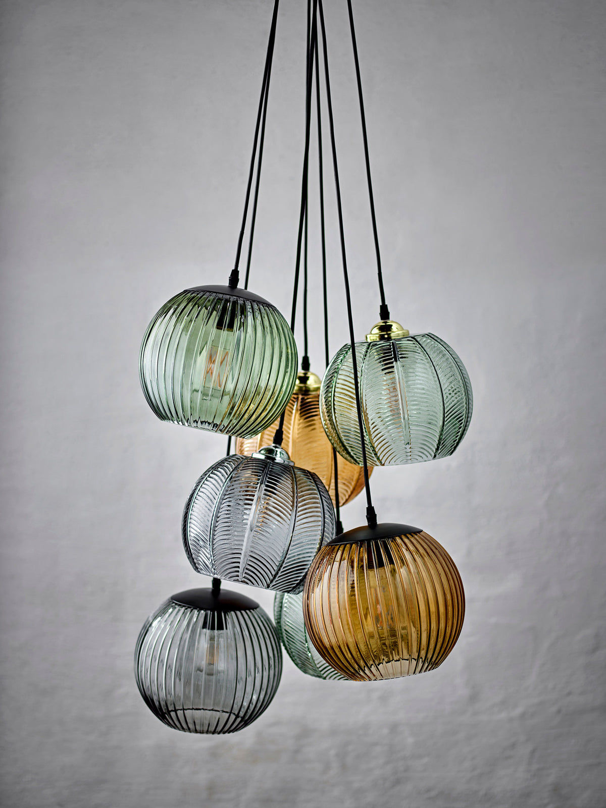 Sybia Hängeleuchte, Grün, Glas in Green präsentiert im Onlineshop von KAQTU Design AG. Pendelleuchte ist von Bloomingville