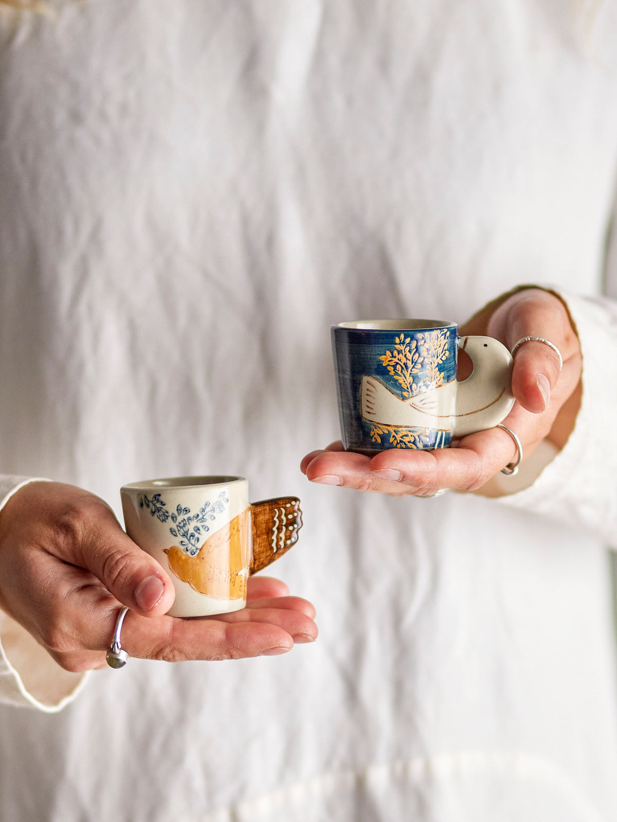 Hezha Espressotasse, Blau, Steingut in Blau präsentiert im Onlineshop von KAQTU Design AG. Espressotassen ist von Bloomingville