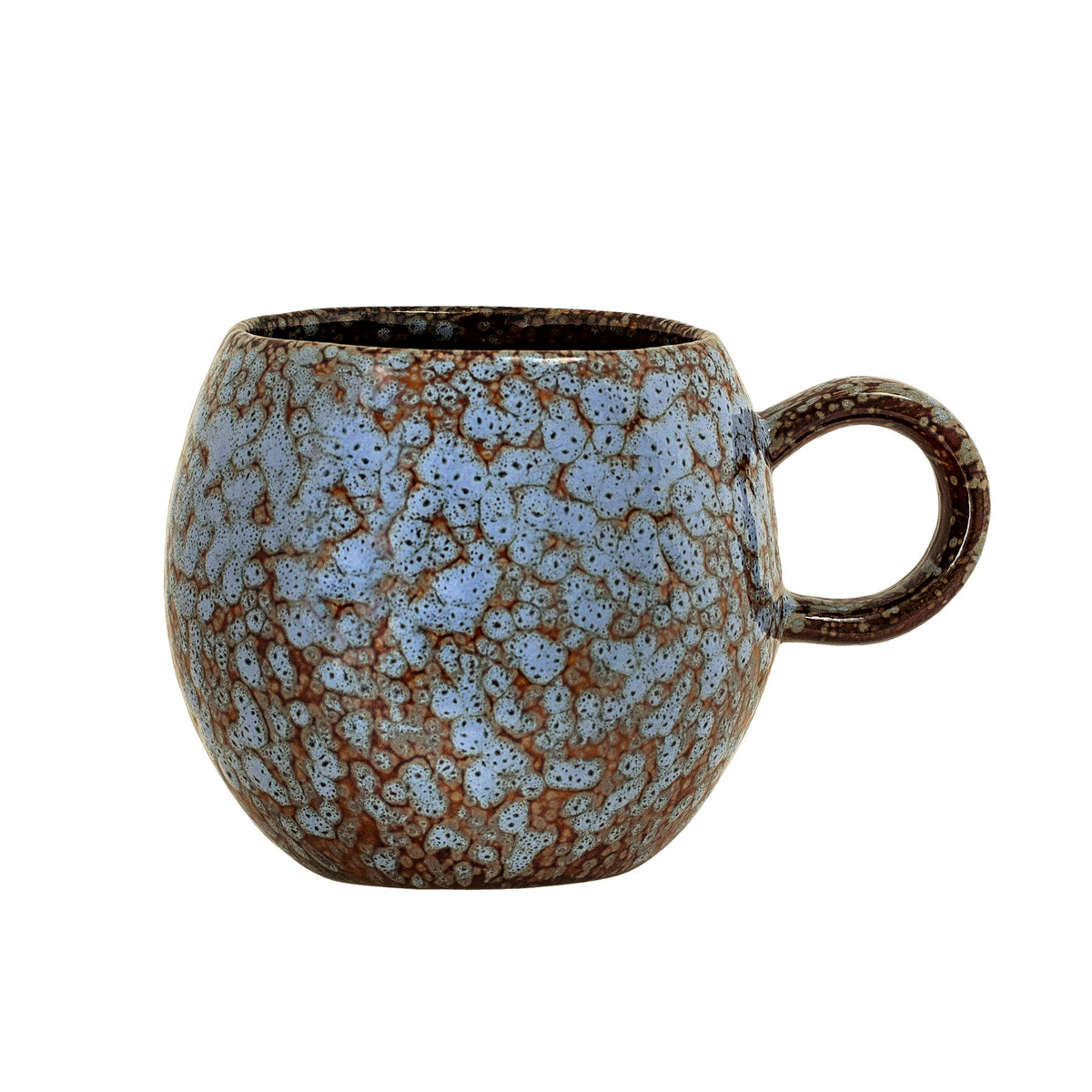 Paula Tasse, Blau, Steingut in Blau präsentiert im Onlineshop von KAQTU Design AG. Tasse ist von Bloomingville