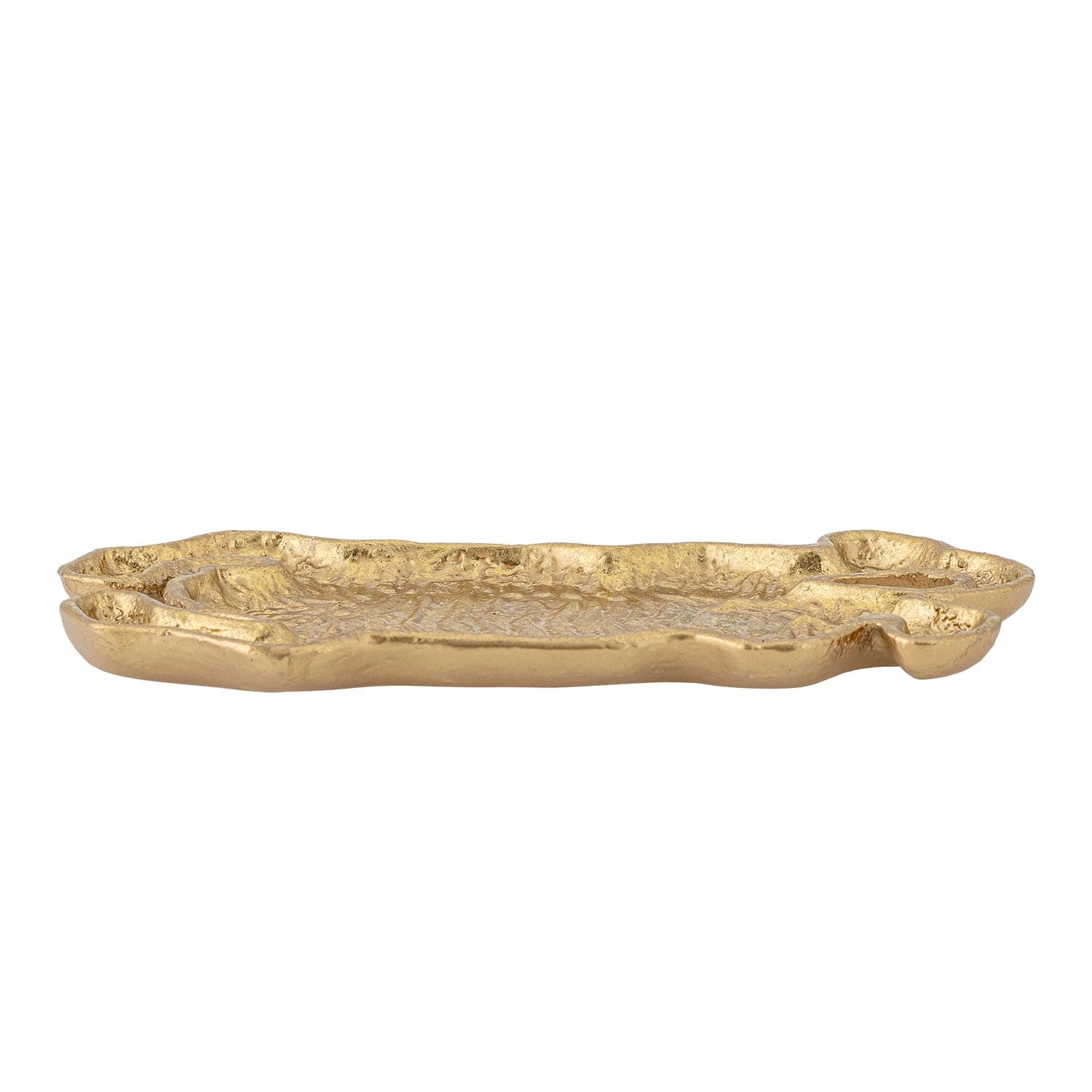 Verleihen Sie Ihrem Zuhause mit dem goldenen Lester Tablett von Bloomingville aus Gusseisen einen Hauch von Luxus und einzigartigem Stil.