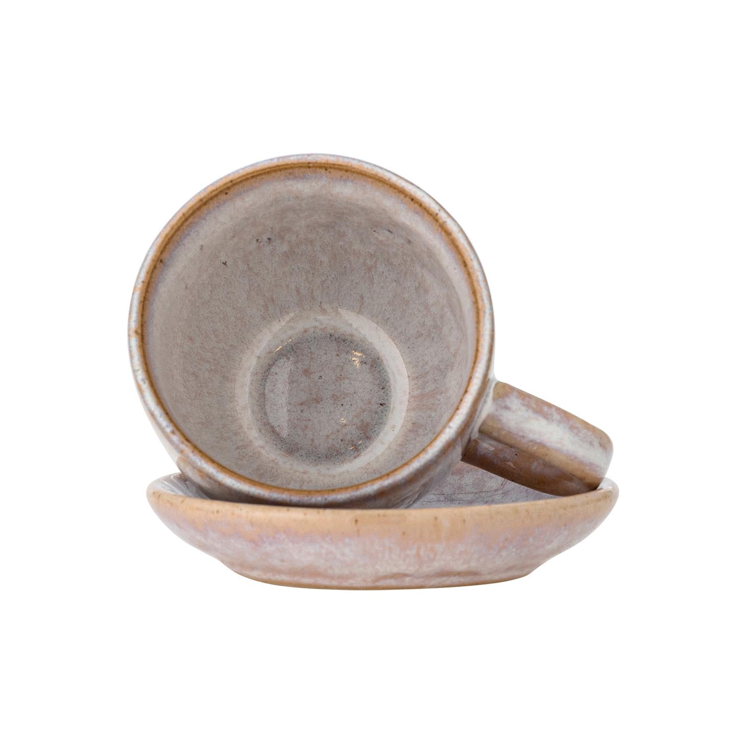 Brenta Tasse mit Untertasse, Rose, Steingut in Rose präsentiert im Onlineshop von KAQTU Design AG. Tasse ist von Bloomingville