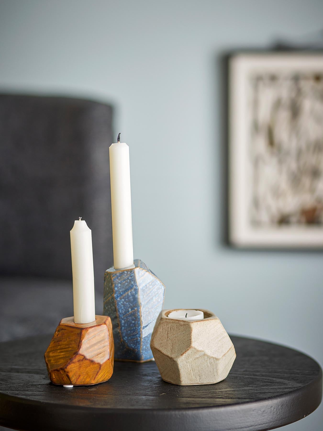 Kimber Votive & Candle Holder, Blau, Steingut in Blau präsentiert im Onlineshop von KAQTU Design AG. Kerzenständer ist von Bloomingville