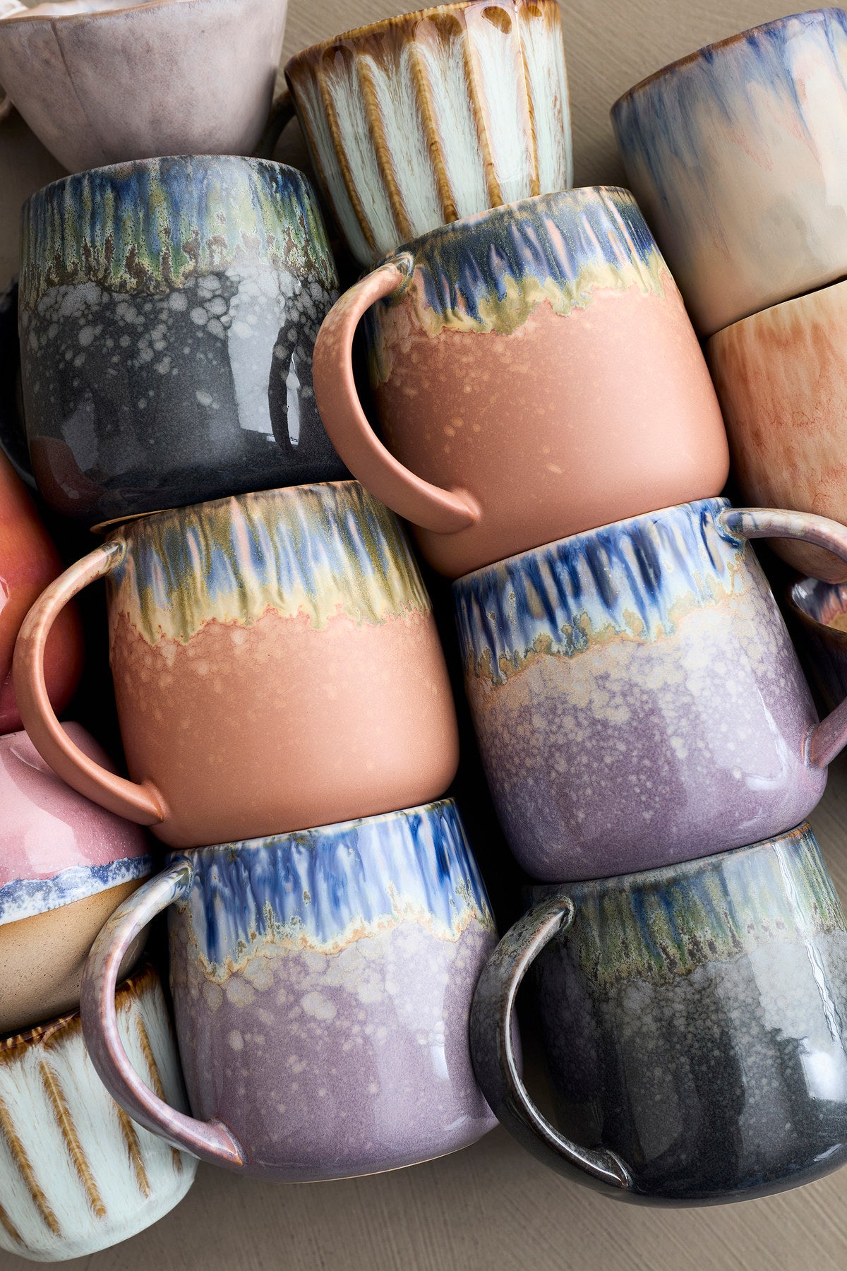 Cloe Becher, Blau, Steingut in Blau präsentiert im Onlineshop von KAQTU Design AG. Tasse ist von Creative Collection