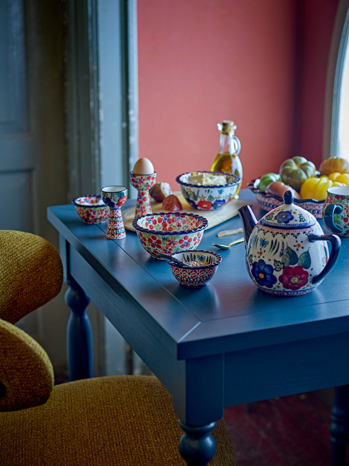 Florist Teekanne, Rot, Steingut in Rot präsentiert im Onlineshop von KAQTU Design AG. Teekrüge ist von Creative Collection