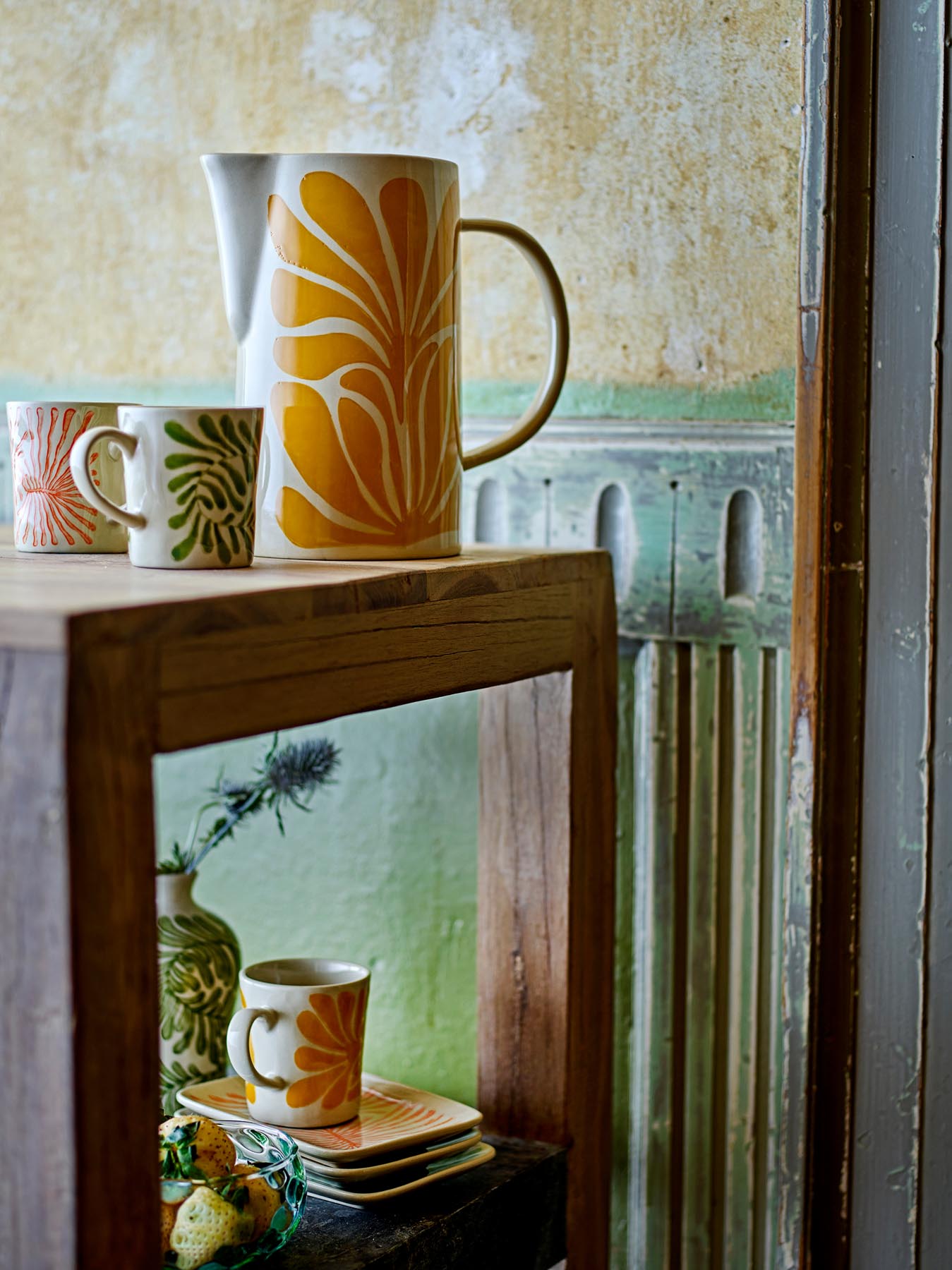 Fauni Krug, Gelb, Steingut in Gelb präsentiert im Onlineshop von KAQTU Design AG. Kanne ist von Creative Collection