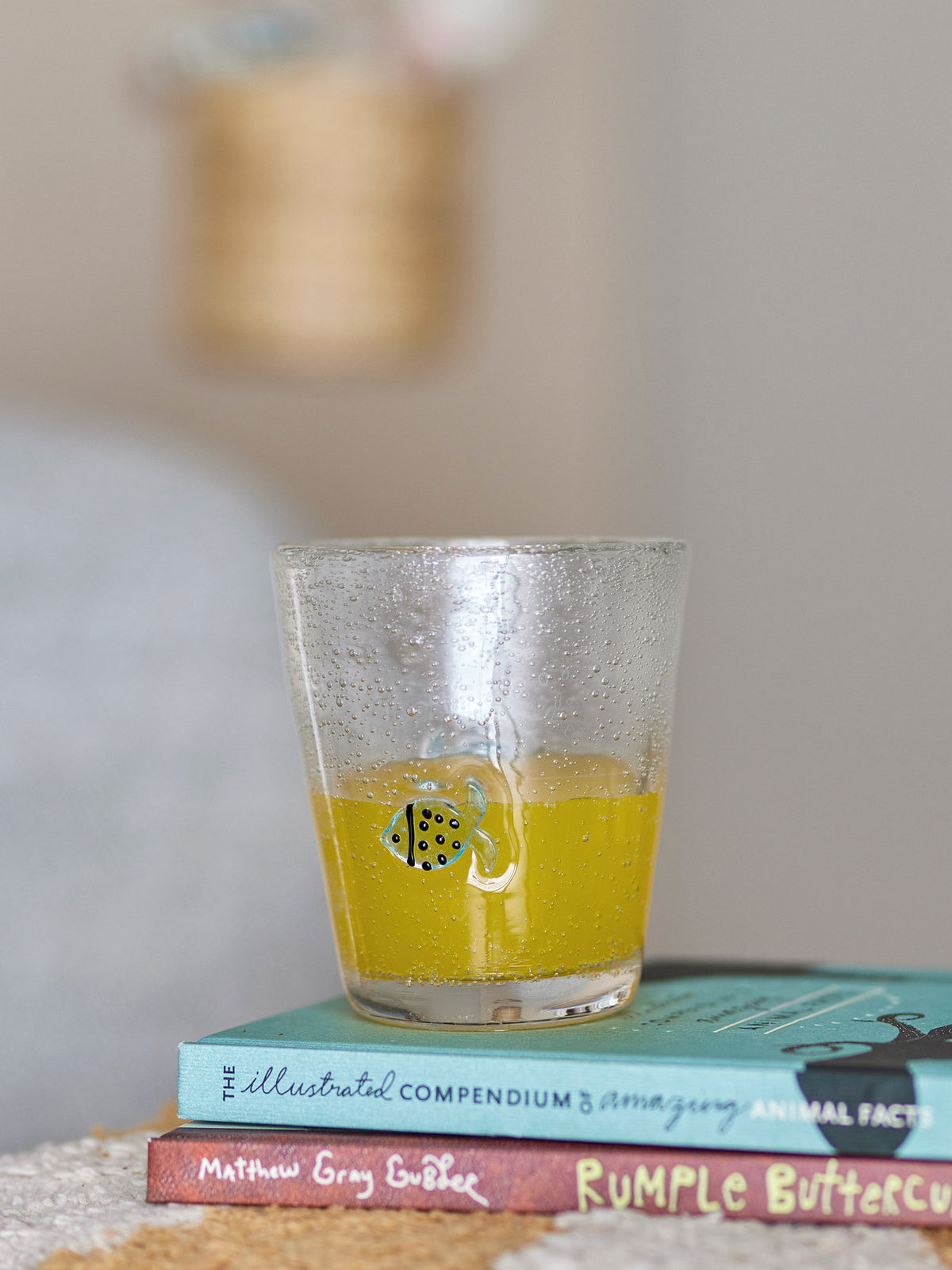 Finney Trinkglas, Klar, Glas in Klar präsentiert im Onlineshop von KAQTU Design AG. Trinkgläser ist von Bloomingville Mini