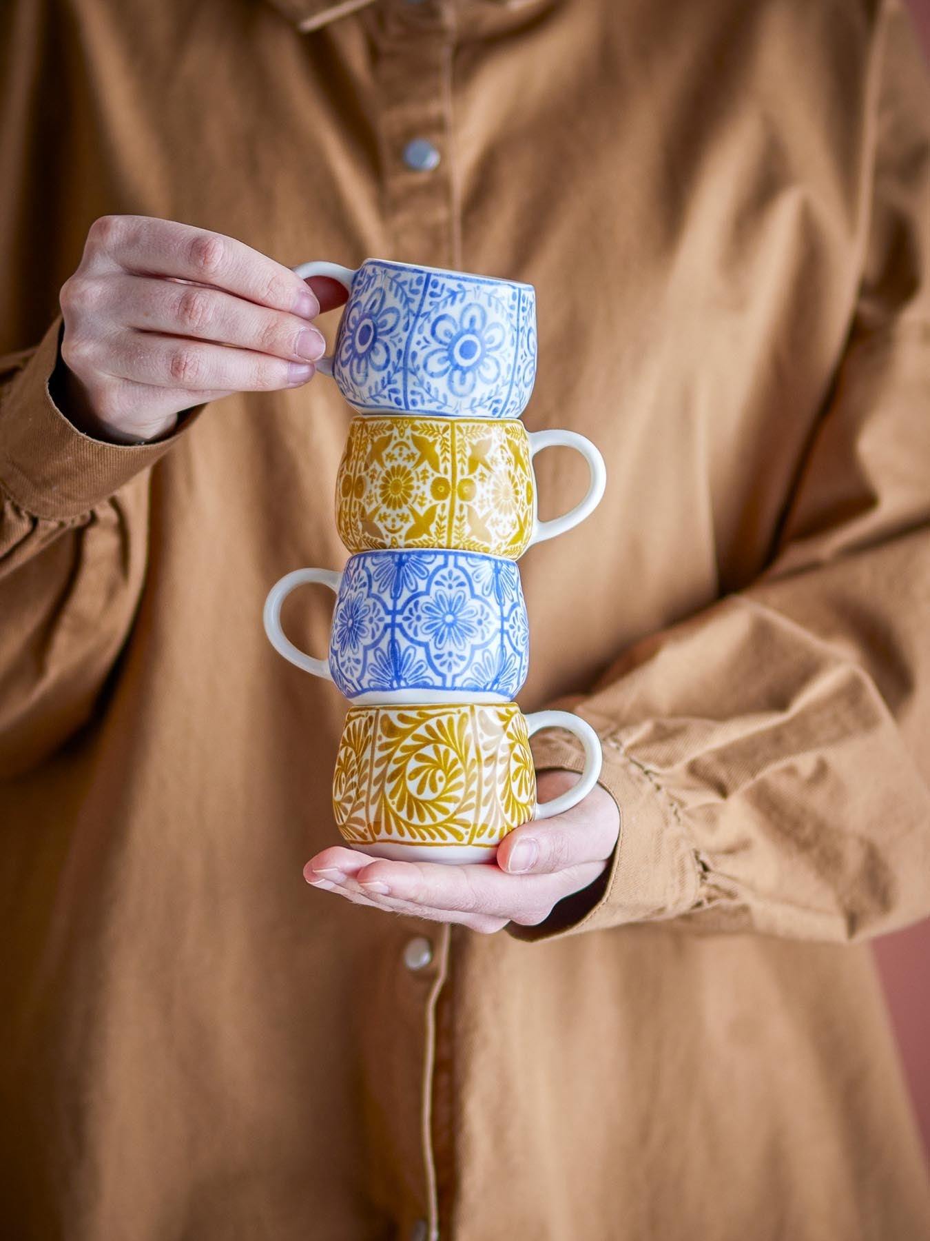 Milton Espressotasse, Blau, Steingut in Blau präsentiert im Onlineshop von KAQTU Design AG. Tasse ist von Creative Collection