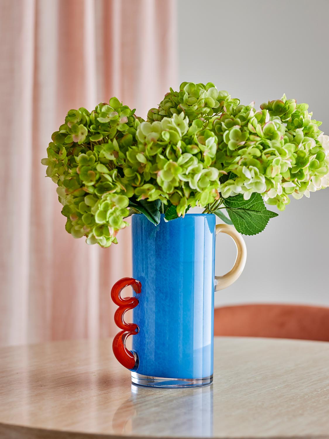 Carlie Vase, Blau, Glas in Blue präsentiert im Onlineshop von KAQTU Design AG. Vase ist von Bloomingville