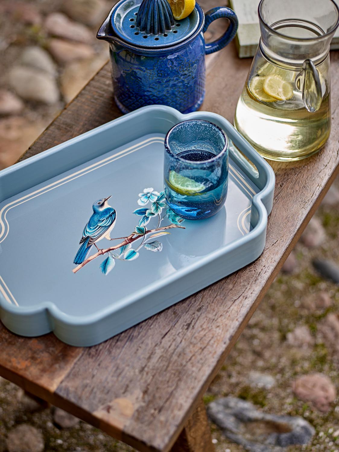 Meggie Tablett, Blau, MDF in Blue präsentiert im Onlineshop von KAQTU Design AG. Tablett ist von Creative Collection