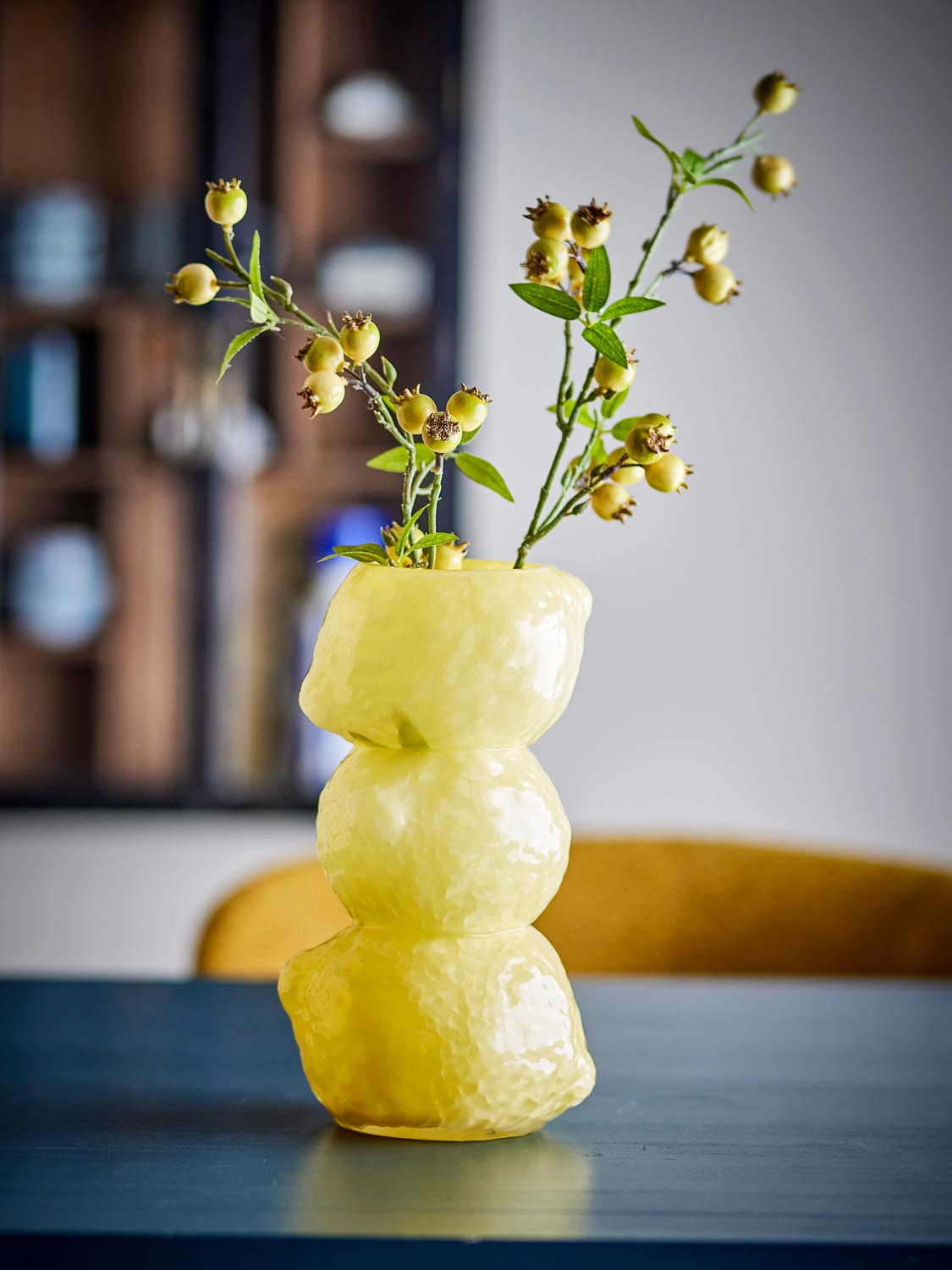 Limone Vase, Gelb, Glas in Yellow präsentiert im Onlineshop von KAQTU Design AG. Vase ist von Creative Collection