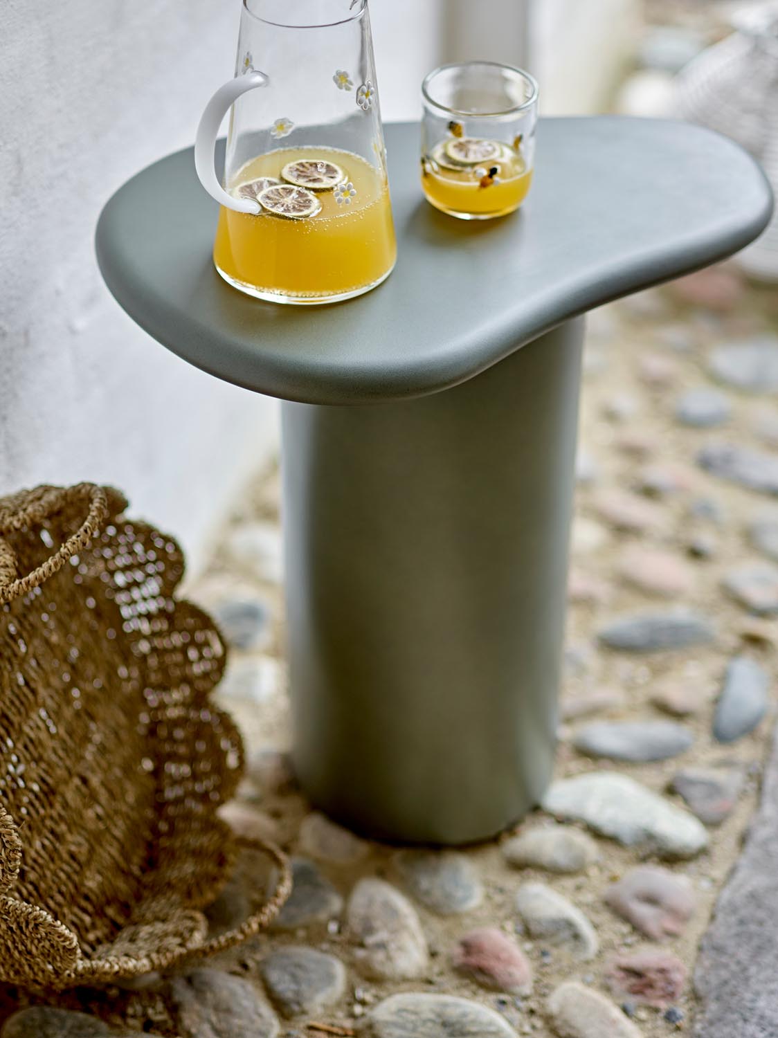 Buzz Trinkglas, Klar, Glas in Clear präsentiert im Onlineshop von KAQTU Design AG. Glas ist von Bloomingville