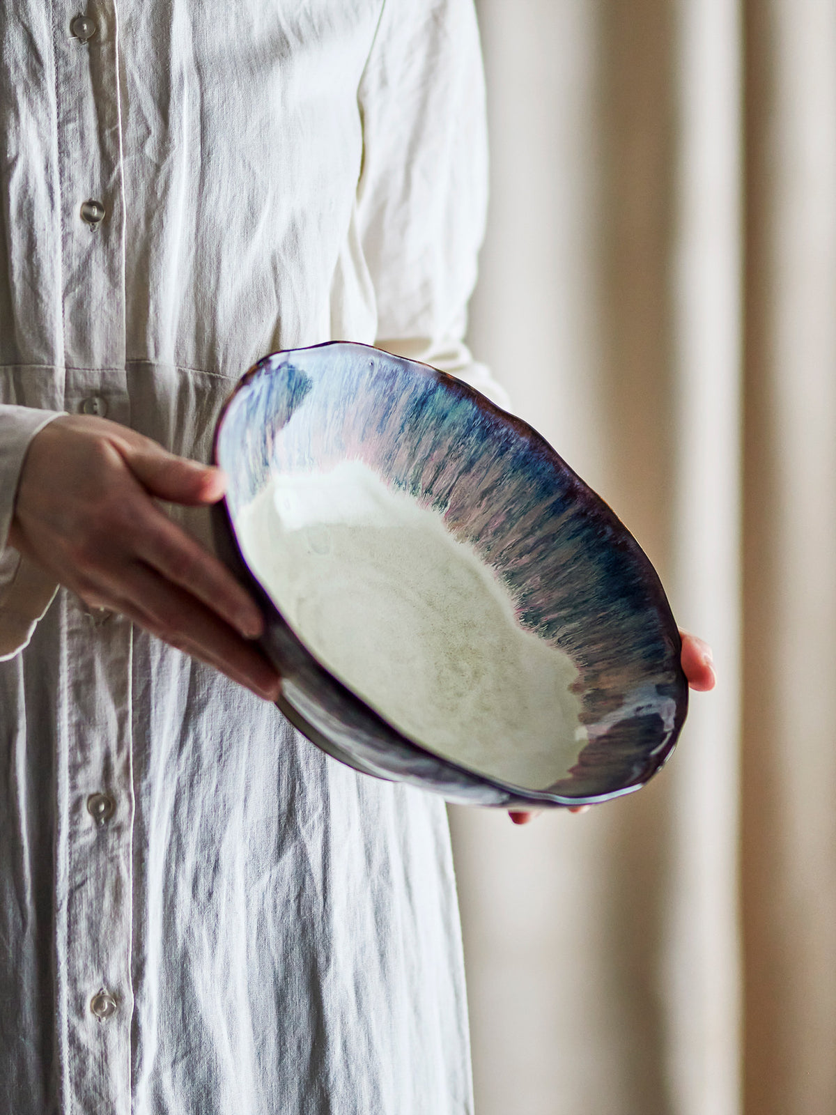 Imogen Schale, Bunt, Steingut in Multi präsentiert im Onlineshop von KAQTU Design AG. Schale ist von Bloomingville