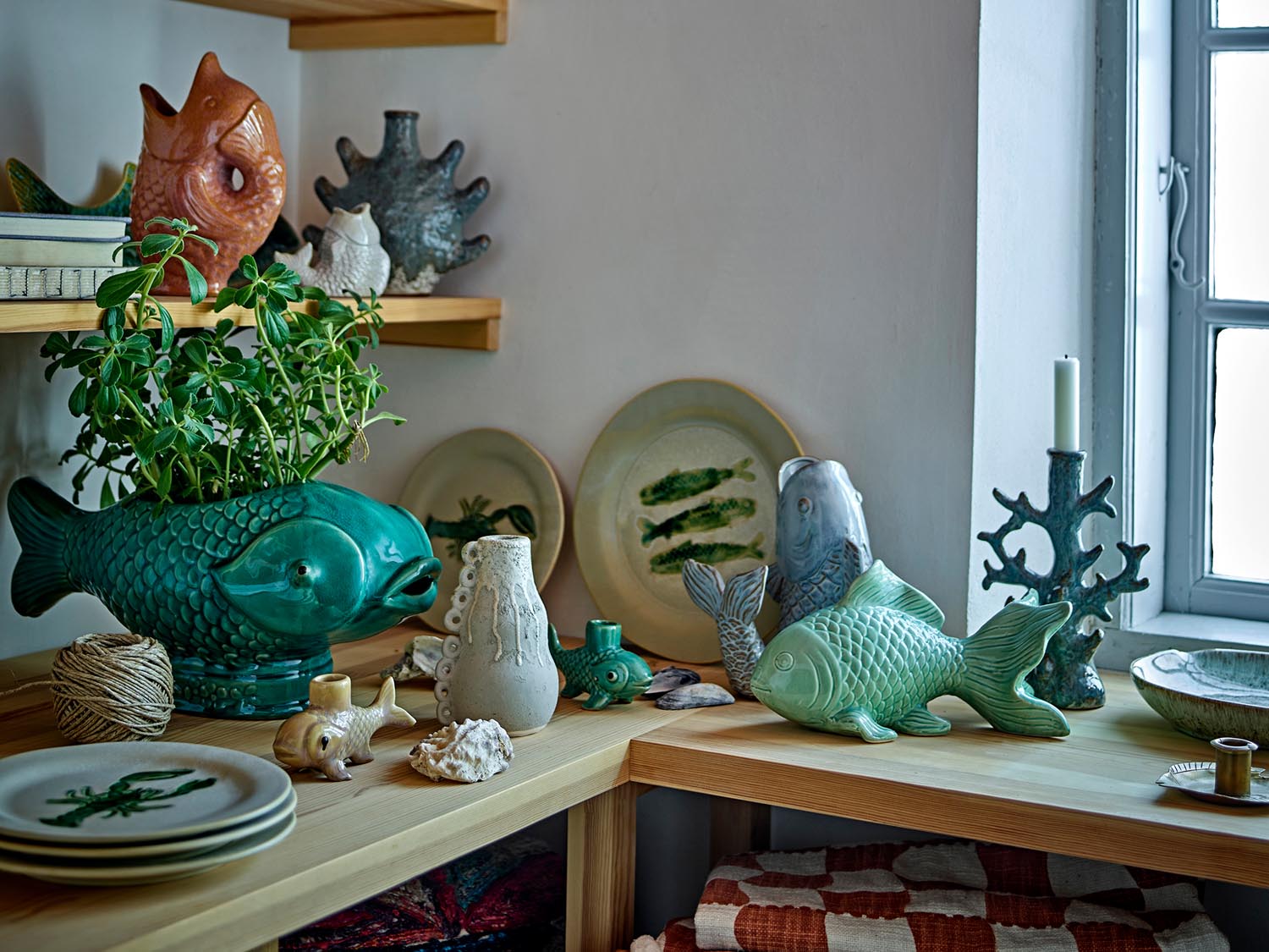 Hiro Blumentopf, Grün, Steingut in Green präsentiert im Onlineshop von KAQTU Design AG. Pflanzentopf Outdoor ist von Creative Collection