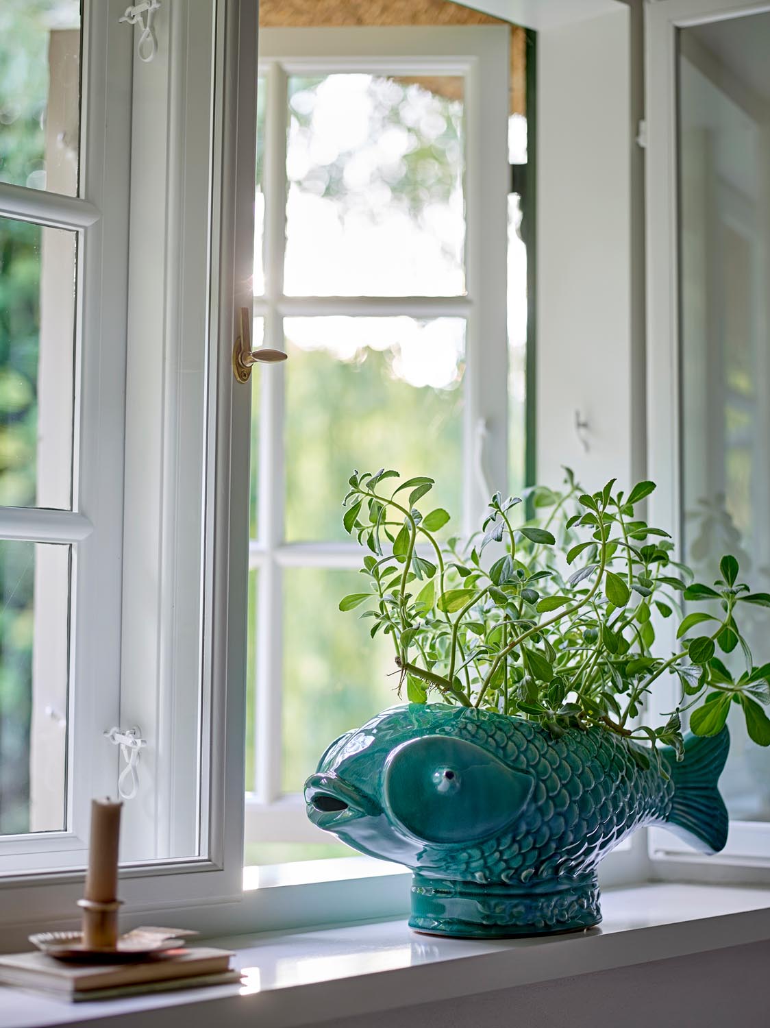 Hiro Blumentopf, Grün, Steingut in Green präsentiert im Onlineshop von KAQTU Design AG. Pflanzentopf Outdoor ist von Creative Collection