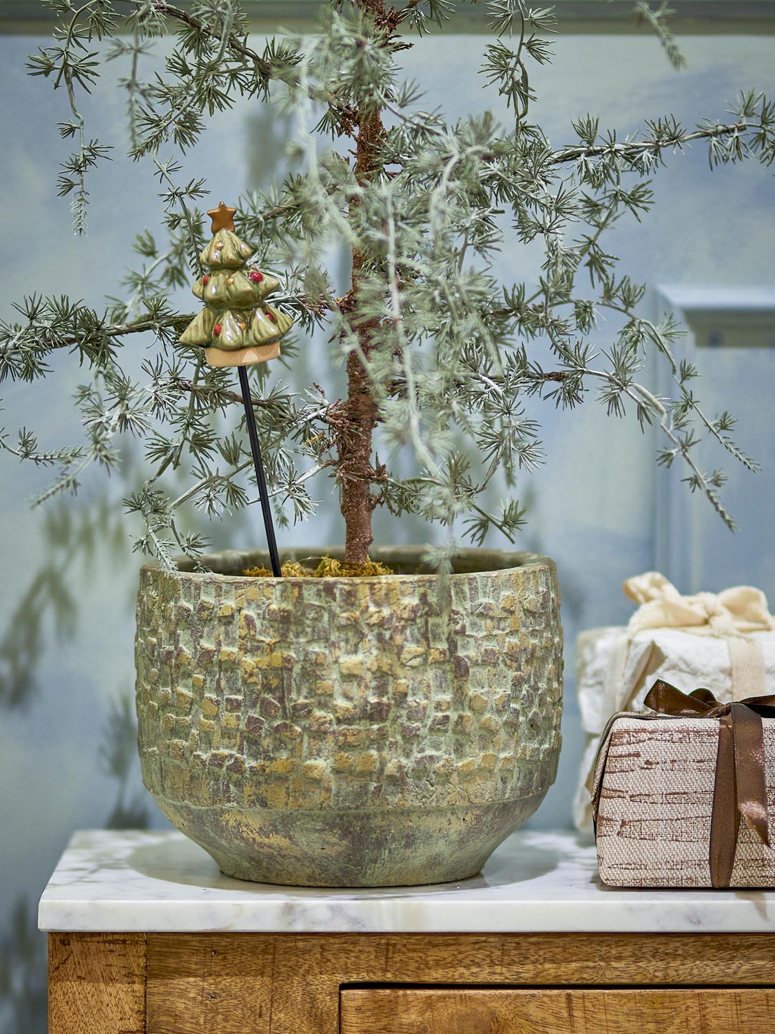 Geenie Deko, Grün, Steingut in Green präsentiert im Onlineshop von KAQTU Design AG. Kunstgegenstände ist von Bloomingville