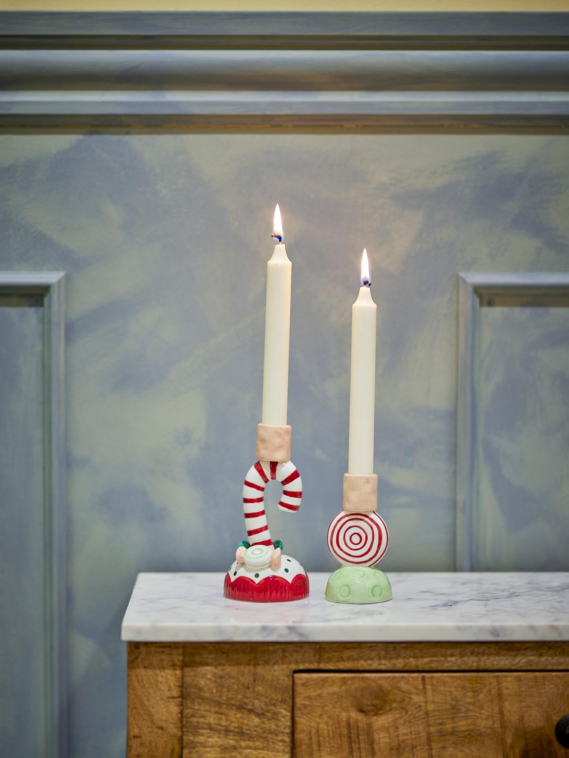 Leiani Kerzenhalter, Bunt, Keramik in Multi präsentiert im Onlineshop von KAQTU Design AG. Kerzenständer ist von Bloomingville