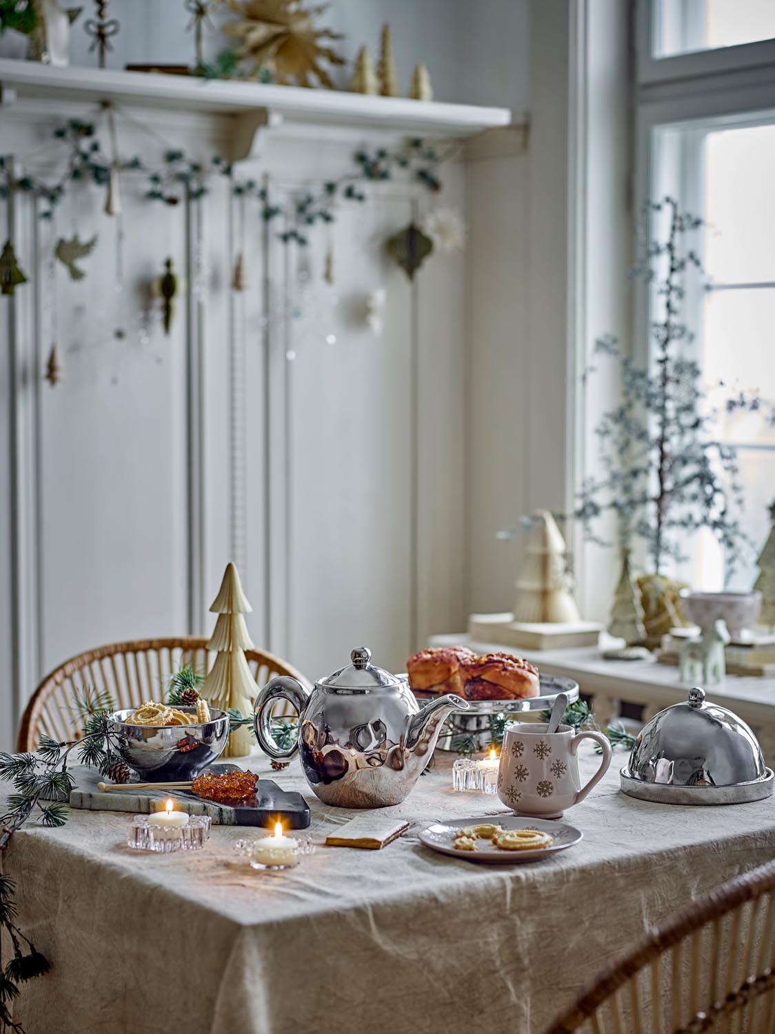 Diya Schneidebrett, Schwarz, Marmor in Black präsentiert im Onlineshop von KAQTU Design AG. Schneidbrett ist von Bloomingville