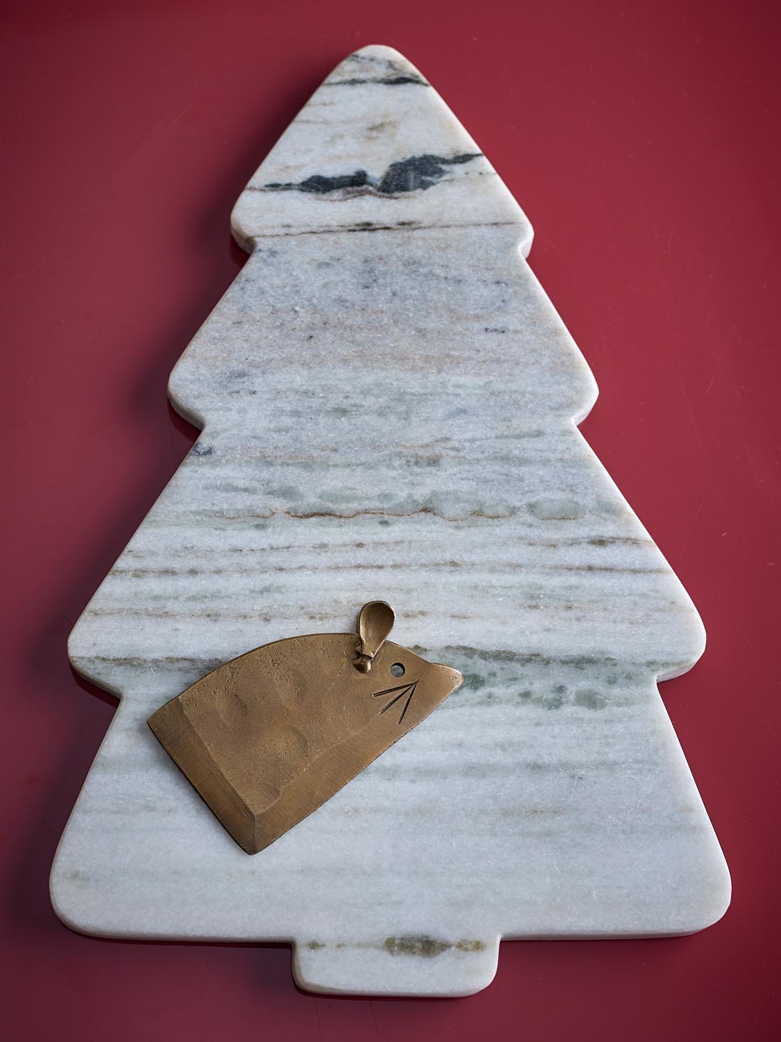 Diya Schneidebrett, Schwarz, Marmor in Black präsentiert im Onlineshop von KAQTU Design AG. Schneidbrett ist von Bloomingville