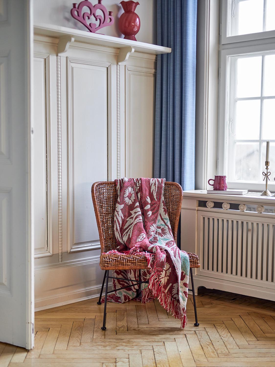 Jangal Decke, Bunt, Recycelte Baumwolle in Multi präsentiert im Onlineshop von KAQTU Design AG. Bettüberwurf ist von Bloomingville
