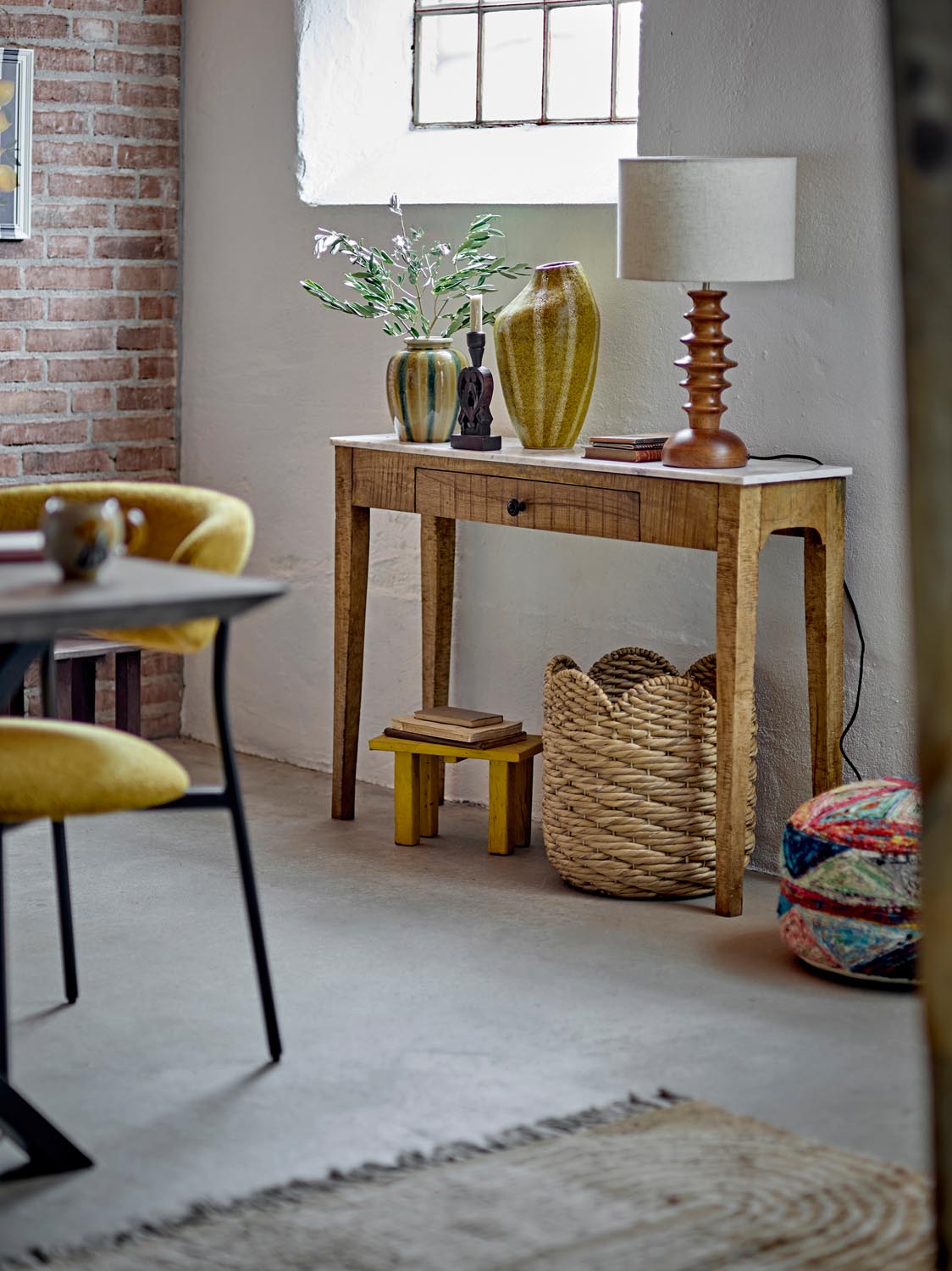 Rahima Vase, Bunt, Steingut in Multi präsentiert im Onlineshop von KAQTU Design AG. Vase ist von Creative Collection