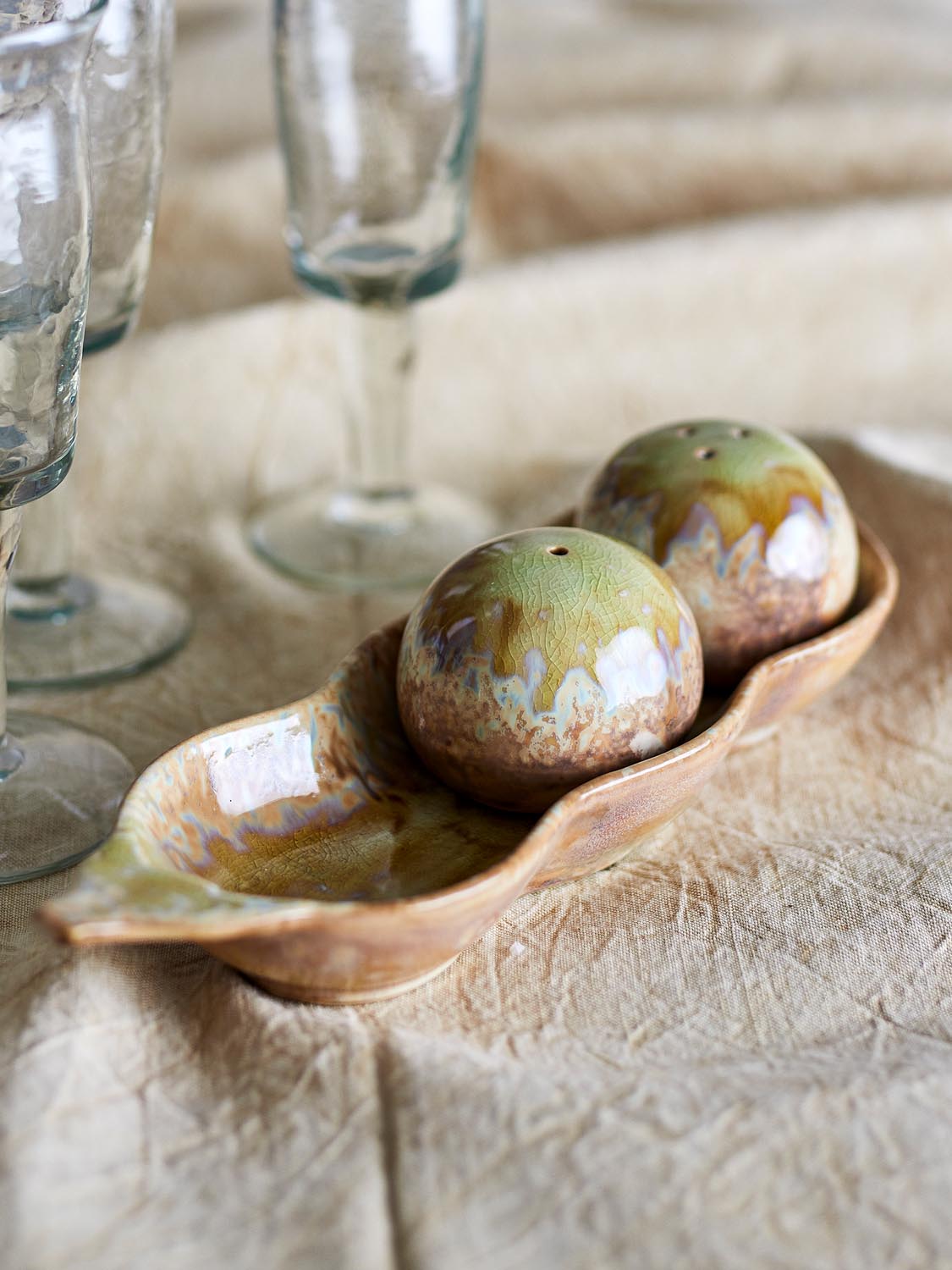 Kayo Salz- und Pfefferset, Grün, Steingut in Green präsentiert im Onlineshop von KAQTU Design AG. Käsezubehör ist von Creative Collection