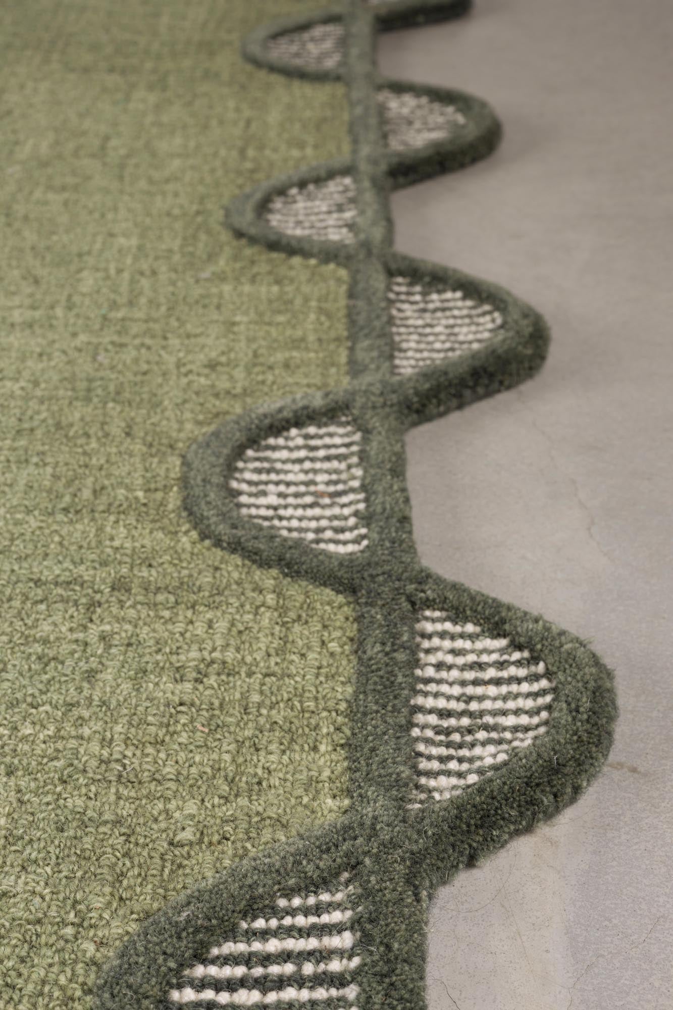 Entdecken Sie den Teppich Sugar Lines von Bold Monkey – ein stilvolles Design-Element, das jedem Raum Charakter und Eleganz verleiht.