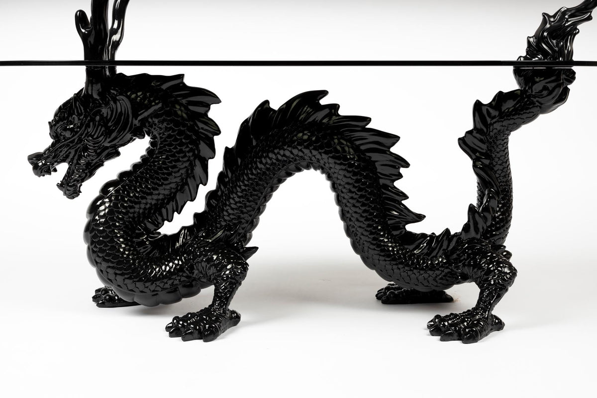 Couchtisch „Bastard“ mit Drachenmotiv in Black präsentiert im Onlineshop von KAQTU Design AG. Couchtisch ist von Bold Monkey