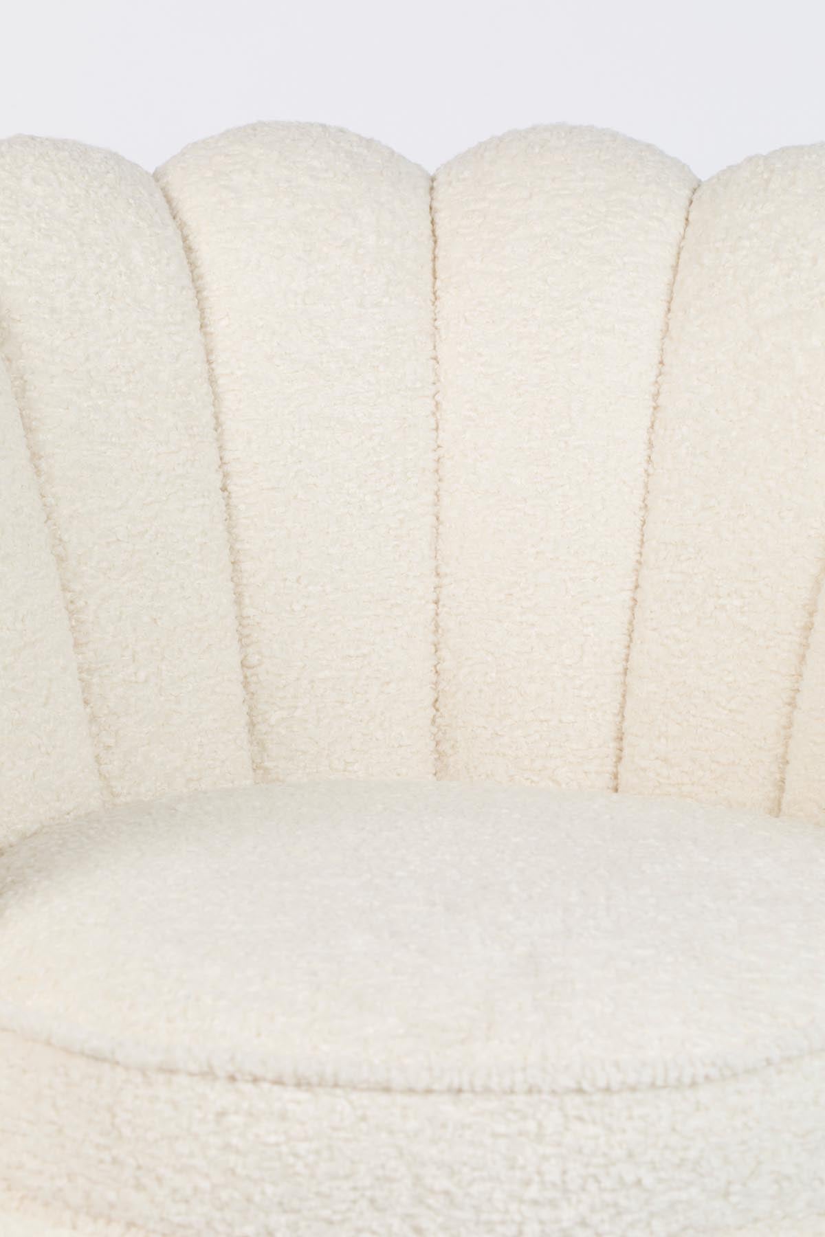 MOTHER OF ALL SHELLS Loungesessel in Weiss präsentiert im Onlineshop von KAQTU Design AG. Sessel ist von Bold Monkey
