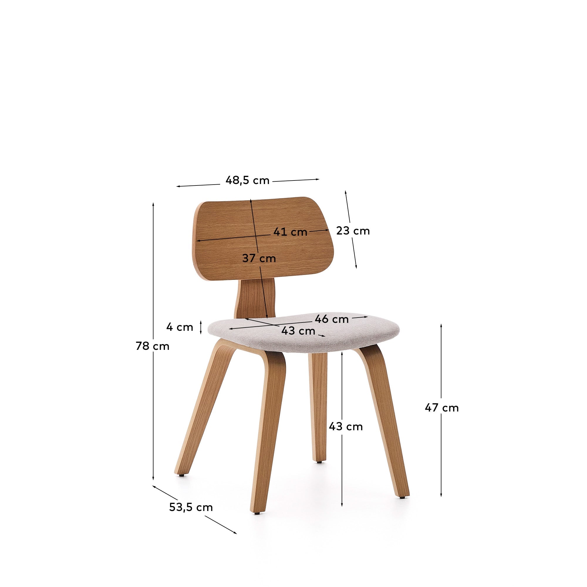 Der Stuhl Gena bietet eine beige Chenille-Sitzfläche, Eichenfurnier und Kautschukholzrahmen – stilvoll und bequem für Ihr Zuhause.