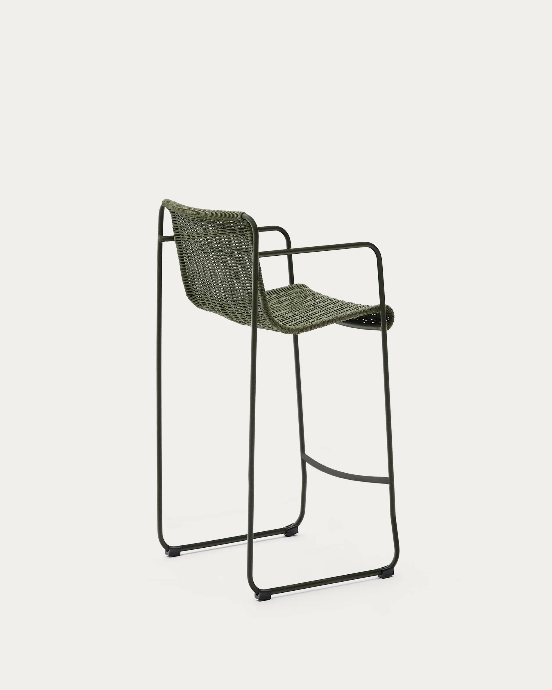 Moderner stapelbarer Hocker aus grünem Stahl und Seil, 74,5 cm hoch, ideal für stilvolle und praktische Einrichtung.