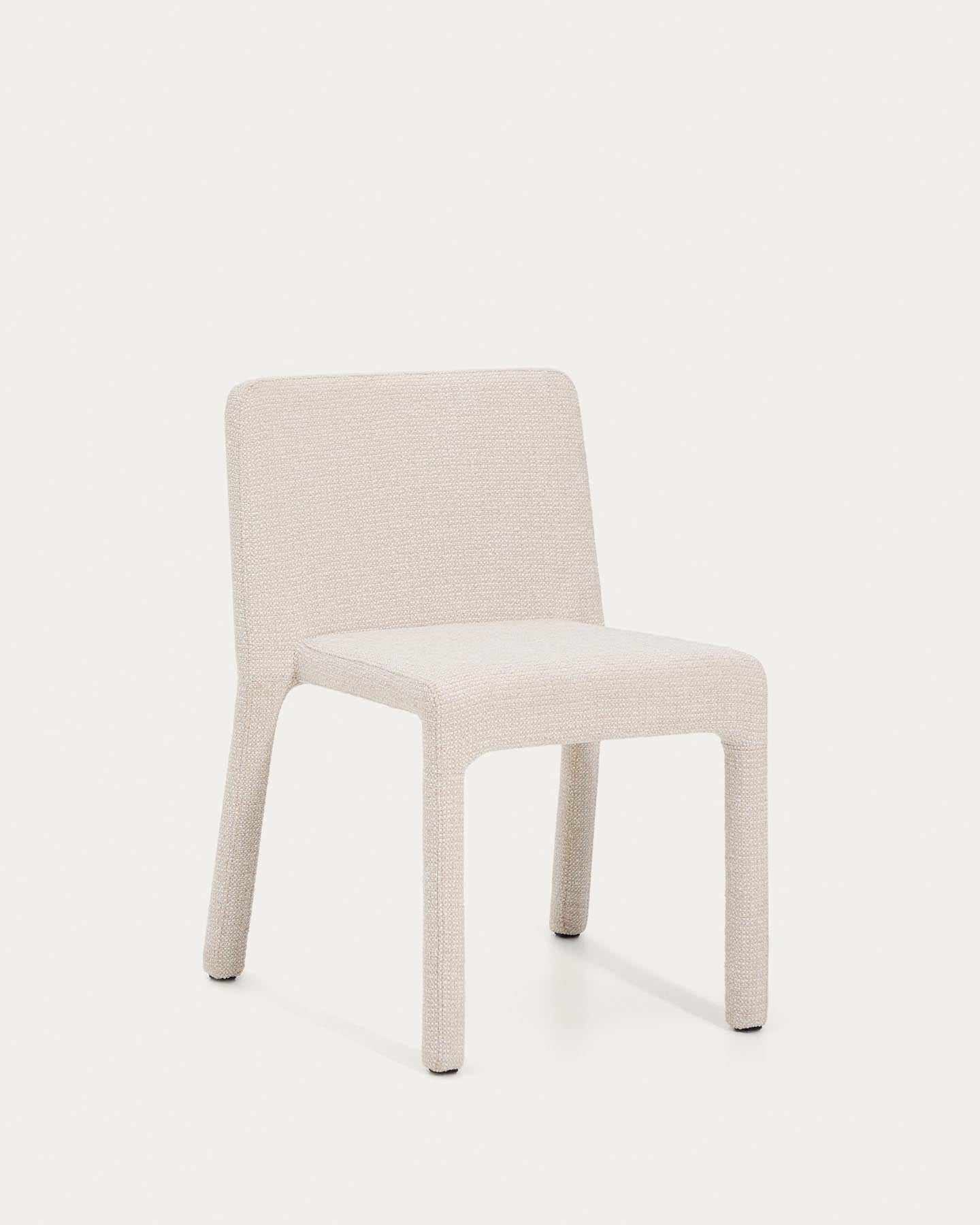 Stapelbarer Stuhl Loria mit beiger Chenille in Beige präsentiert im Onlineshop von KAQTU Design AG. Stuhl ist von Kave Home