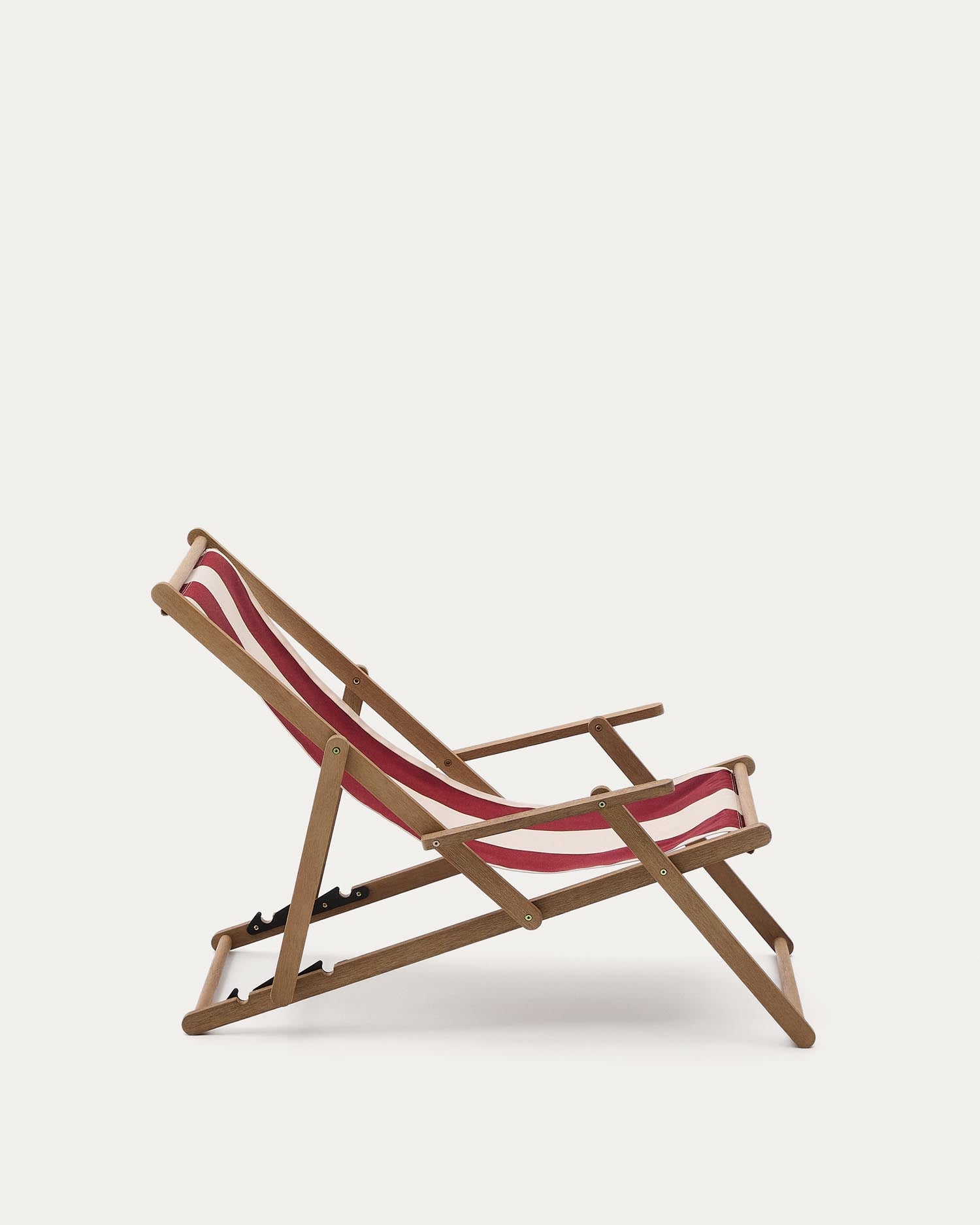 Weinrot-beige gestreifter klappbarer Outdoor-Liegestuhl Vilara aus massivem Akazienholz, FSC 100% in  präsentiert im Onlineshop von KAQTU Design AG. Liegestuhl ist von Kave Home