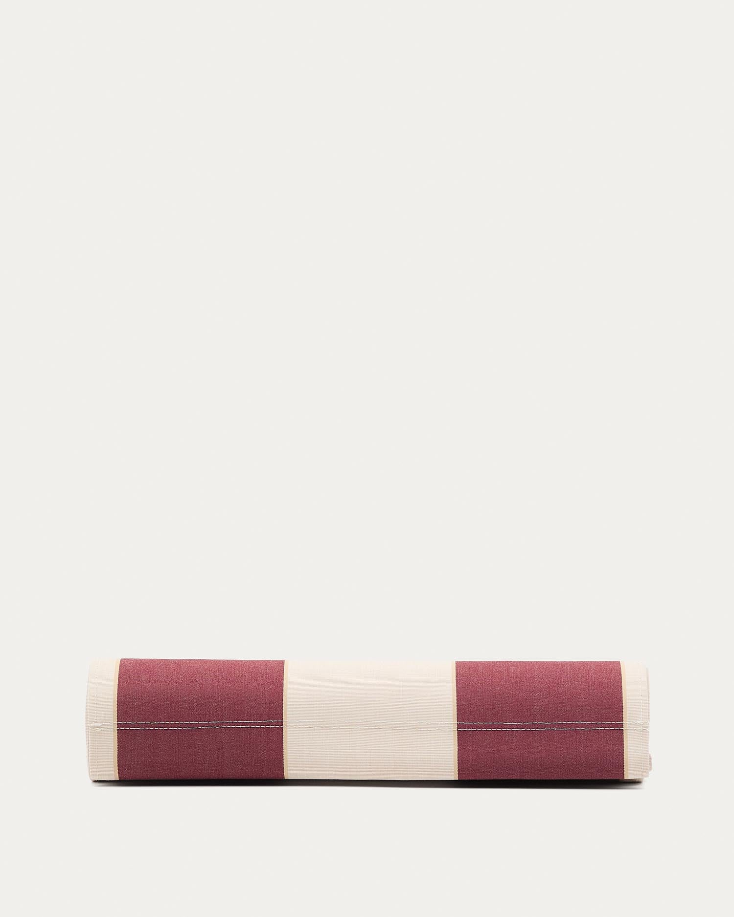 Weinrot-beige gestreifter klappbarer Outdoor-Liegestuhl Vilara aus massivem Akazienholz, FSC 100% in  präsentiert im Onlineshop von KAQTU Design AG. Liegestuhl ist von Kave Home