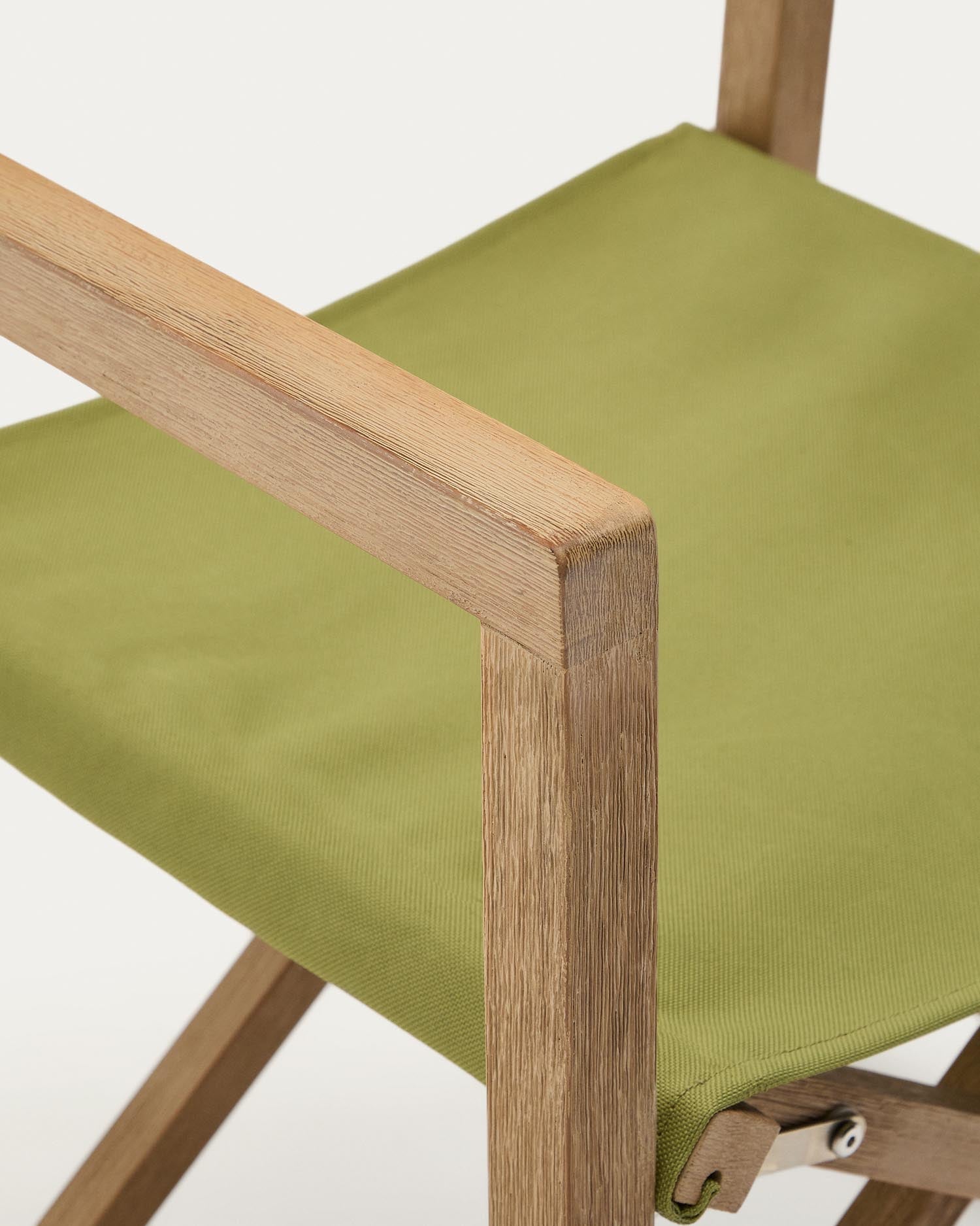 Outdoor-Klappstuhl Vilara in Grün aus massivem Akazienholz FSC 100% in Grün präsentiert im Onlineshop von KAQTU Design AG. Gartenstuhl ist von Kave Home