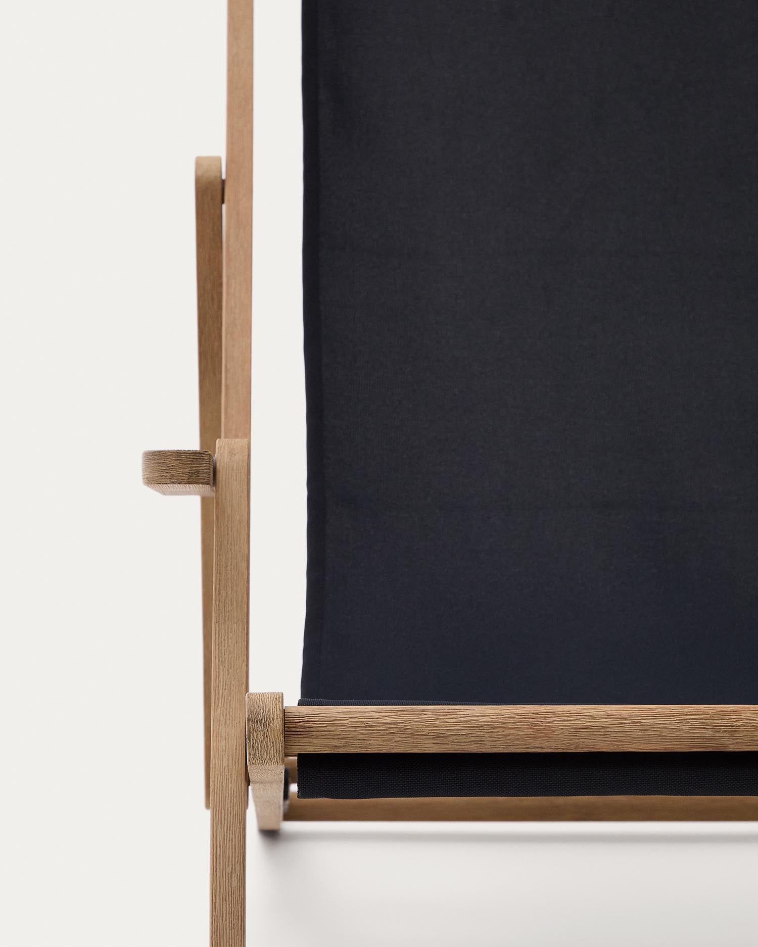 Klappbarer Outdoor-Liegestuhl Vilara in Schwarz aus massivem Akazienholz FSC 100% in Schwarz präsentiert im Onlineshop von KAQTU Design AG. Liegestuhl ist von Kave Home