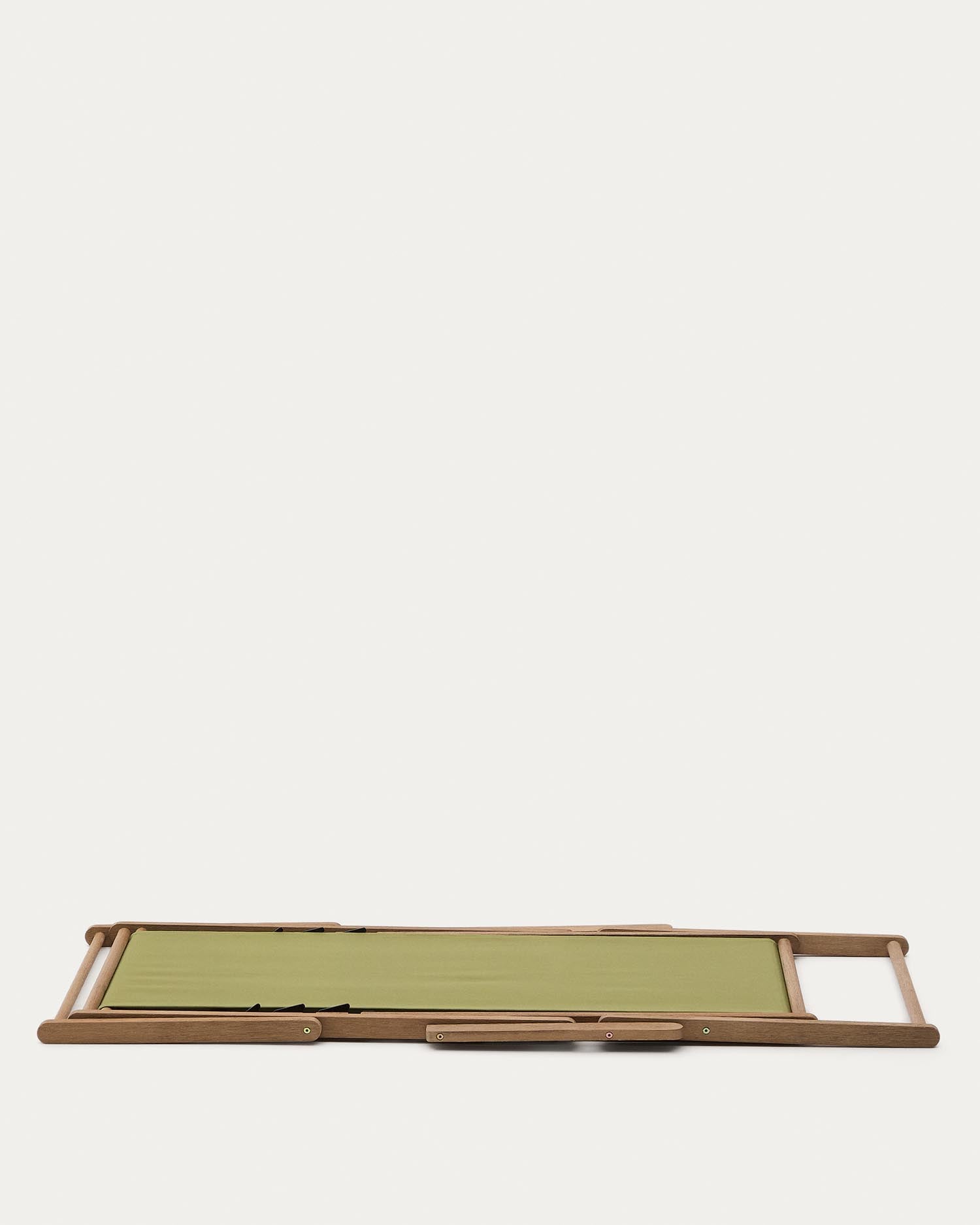 Klappbarer Outdoor-Liegestuhl Vilara in Grün aus massivem Akazienholz FSC 100% in Grün präsentiert im Onlineshop von KAQTU Design AG. Liegestuhl ist von Kave Home