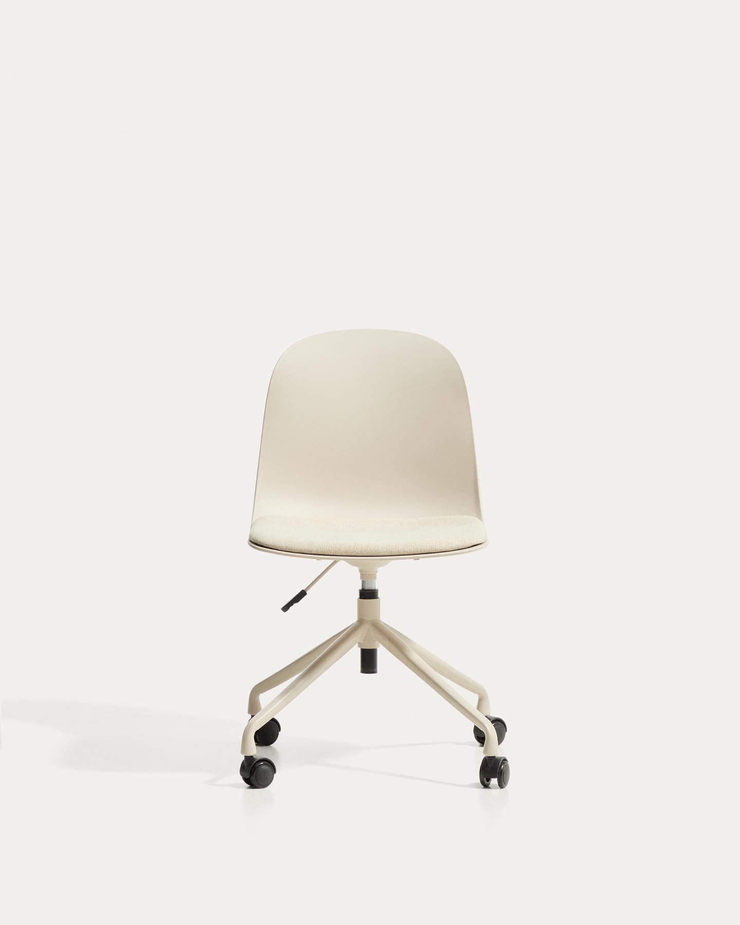 Schreibtischstuhl Debari mit Chenille-Kissen und Stahlbeinen mit beigem Finish  in Beige präsentiert im Onlineshop von KAQTU Design AG. Bürostuhl ist von Kave Home