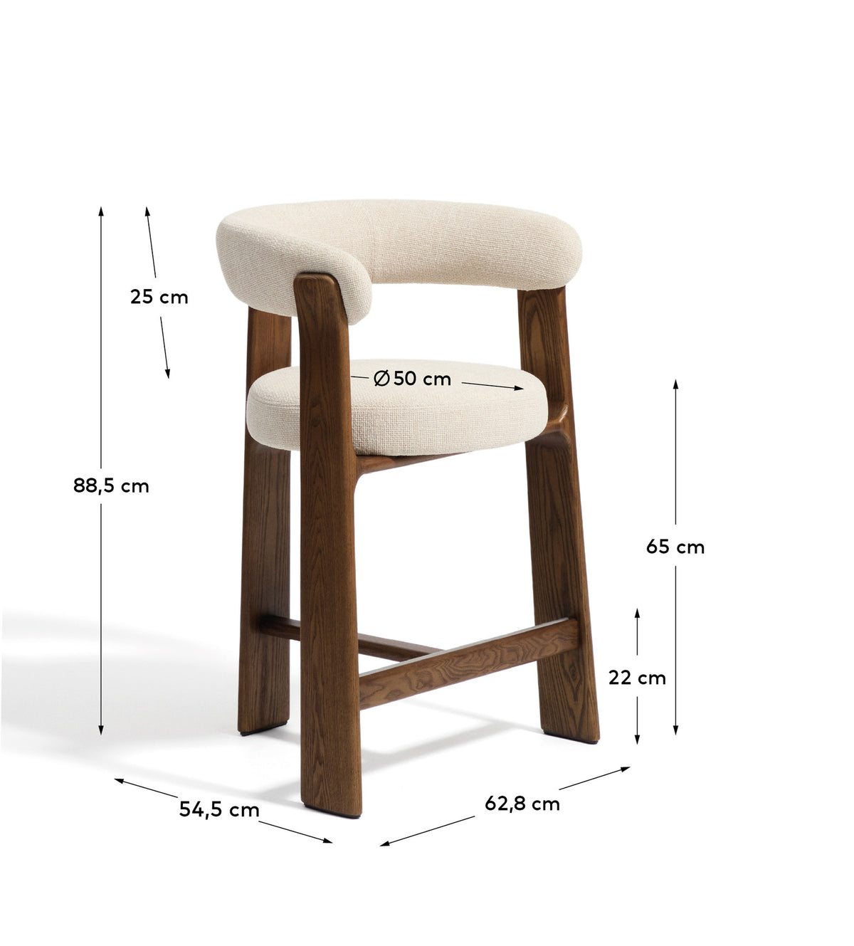 Dreibein-Hocker Granite mit beiger Chenille und massivem Eschenholz mit Nussbaumfinish, FSC 100 %, 65 cm in Beige präsentiert im Onlineshop von KAQTU Design AG. Barhocker ist von Kave Home