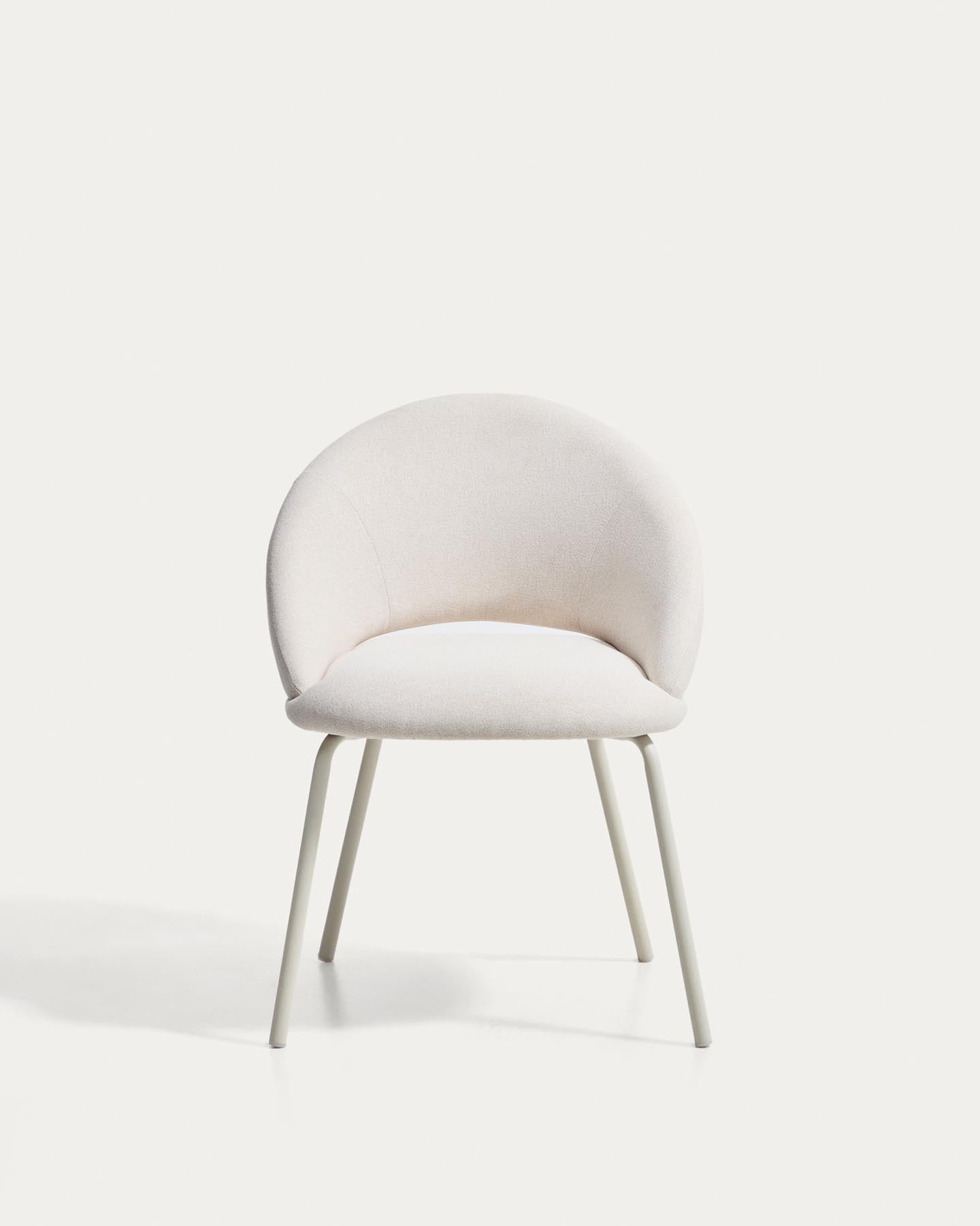 Stuhl Bonali mit beiger Chenille und beigen Metallbeinen, FSC Mix Credit in Beige präsentiert im Onlineshop von KAQTU Design AG. Stuhl ist von Kave Home