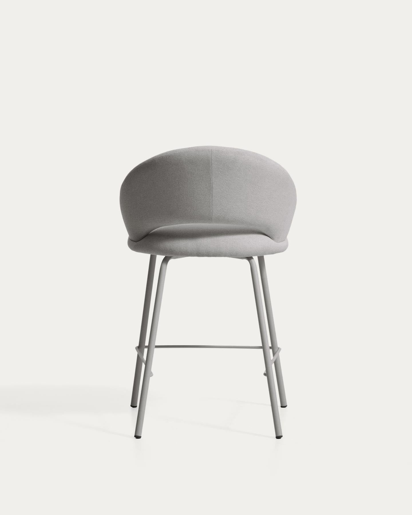 Hocker Bonali mit grauer Chenille und Beinen aus grauem Metall, FSC Mix Credit, 65 cm in Grau präsentiert im Onlineshop von KAQTU Design AG. Barhocker ist von Kave Home