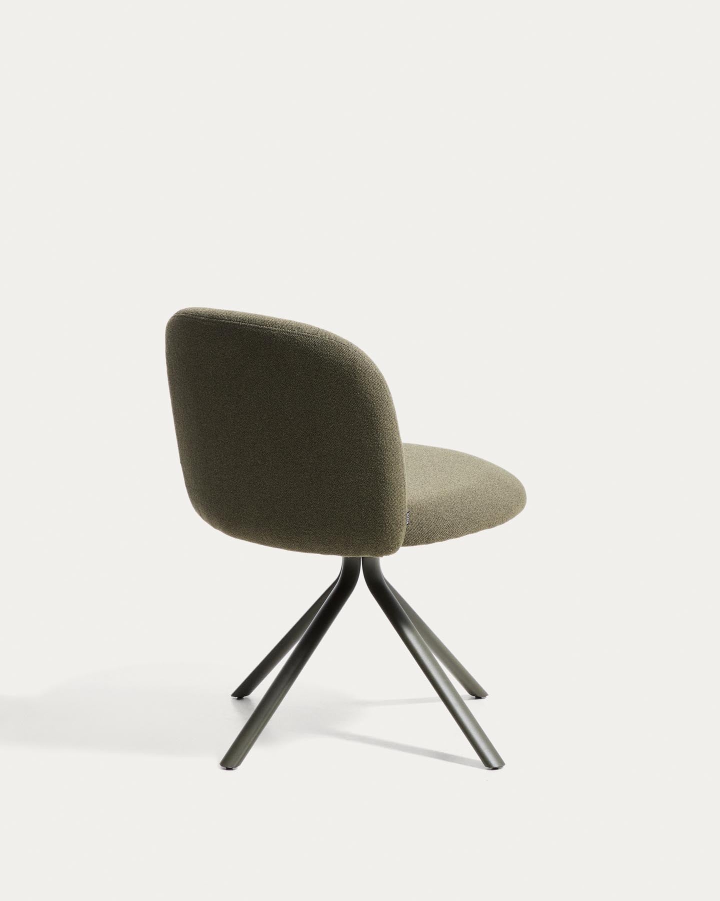 Drehstuhl Arino mit grüner Chenille und grünen Metallbeinen FSC 100% in Grün präsentiert im Onlineshop von KAQTU Design AG. Drehstuhl ist von Kave Home