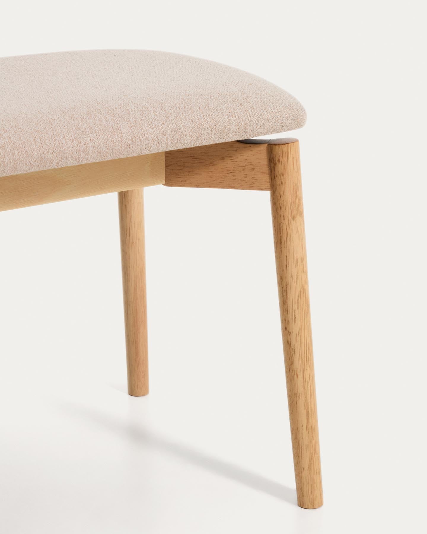 Bank Evera aus Eichenfurnier mit naturfarbenem Finish und beiger Chenille, 122 cm in Beige präsentiert im Onlineshop von KAQTU Design AG. Sitzbank ist von Kave Home