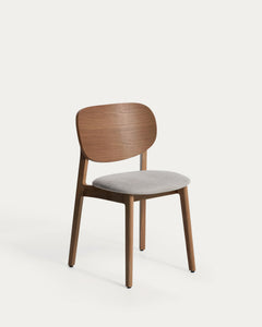 Sedia Ludara in impiallacciatura di rovere con finitura noce e <tc>braun</tc>la ciniglia