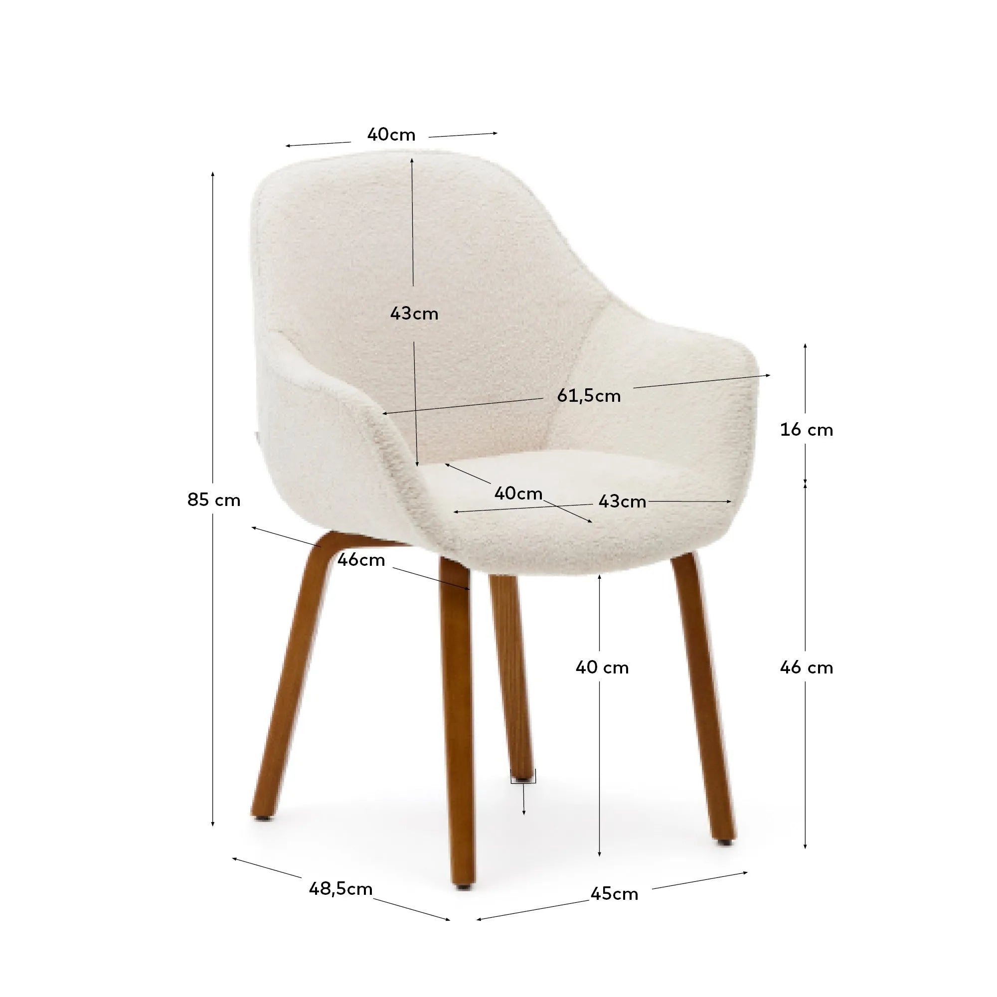 Eleganter Aleli Stuhl: Weißer Bouclé-Bezug, Eschenholzbeine mit Nussholzfinish, vereint Stil und Komfort.