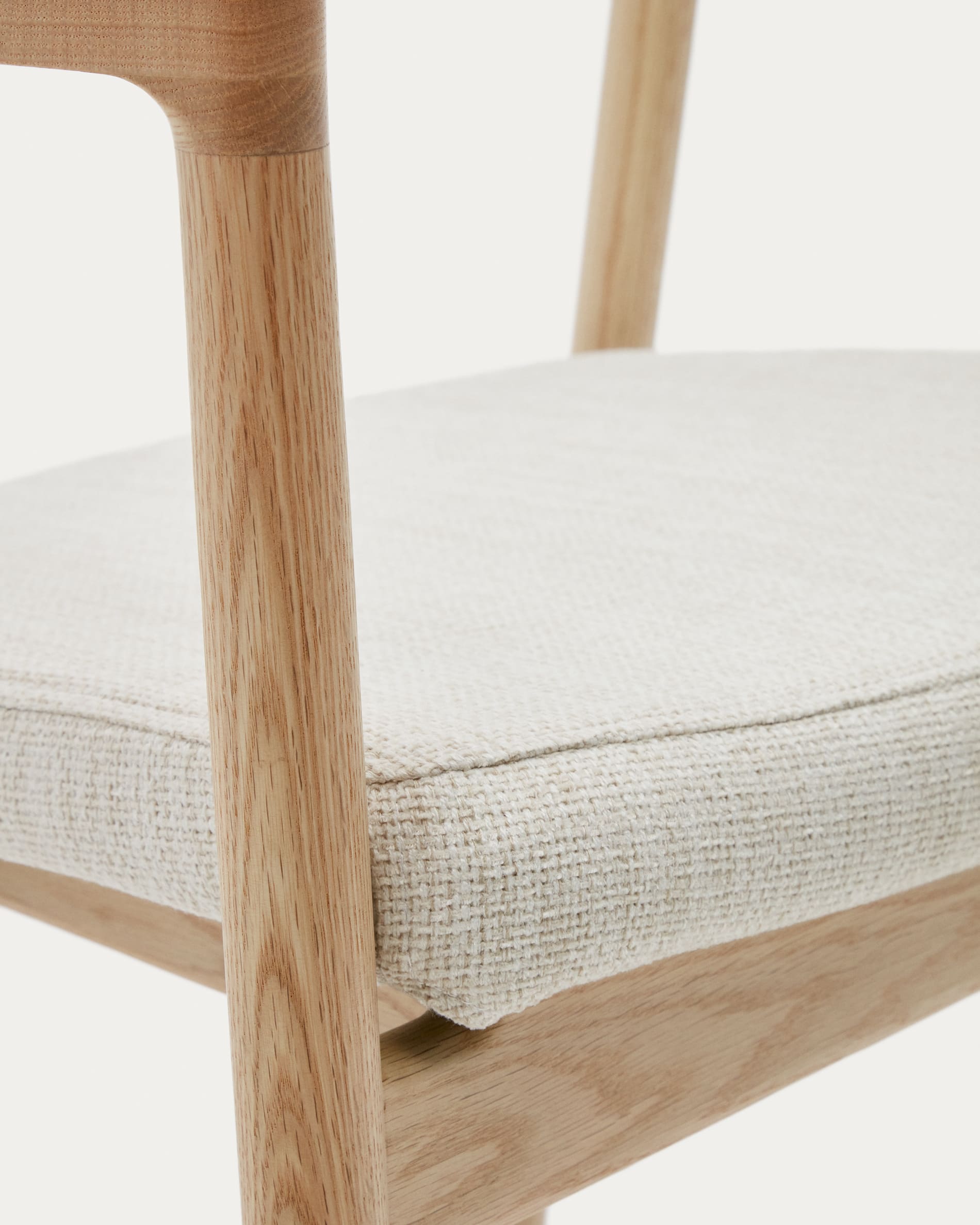 Bezug für Stuhl Falconera aus Chenille in Beige  in Beige, Natur präsentiert im Onlineshop von KAQTU Design AG. Sitzkissen ist von Kave Home