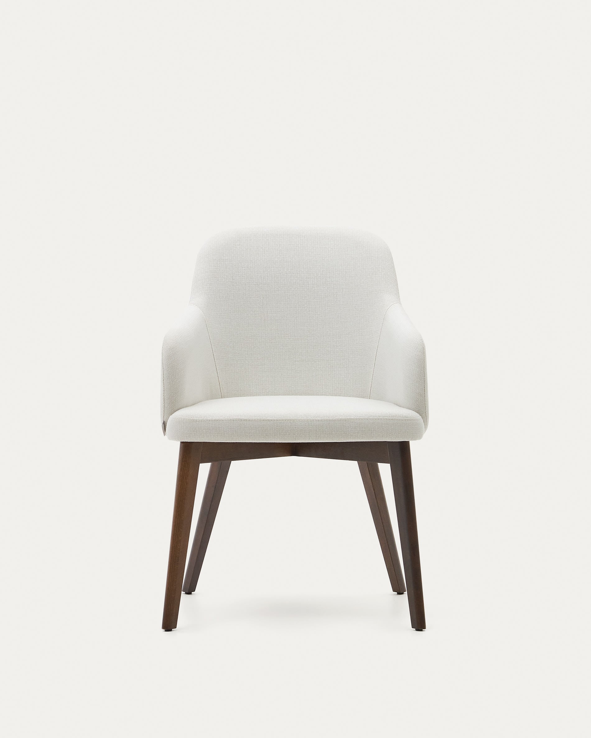 Eleganter Nelida Stuhl: Beigefarbene Chenille und massives Buchenholz mit Nussbaum-Finish, ideal für stilvolle Esszimmer und nachhaltigen Komfort.