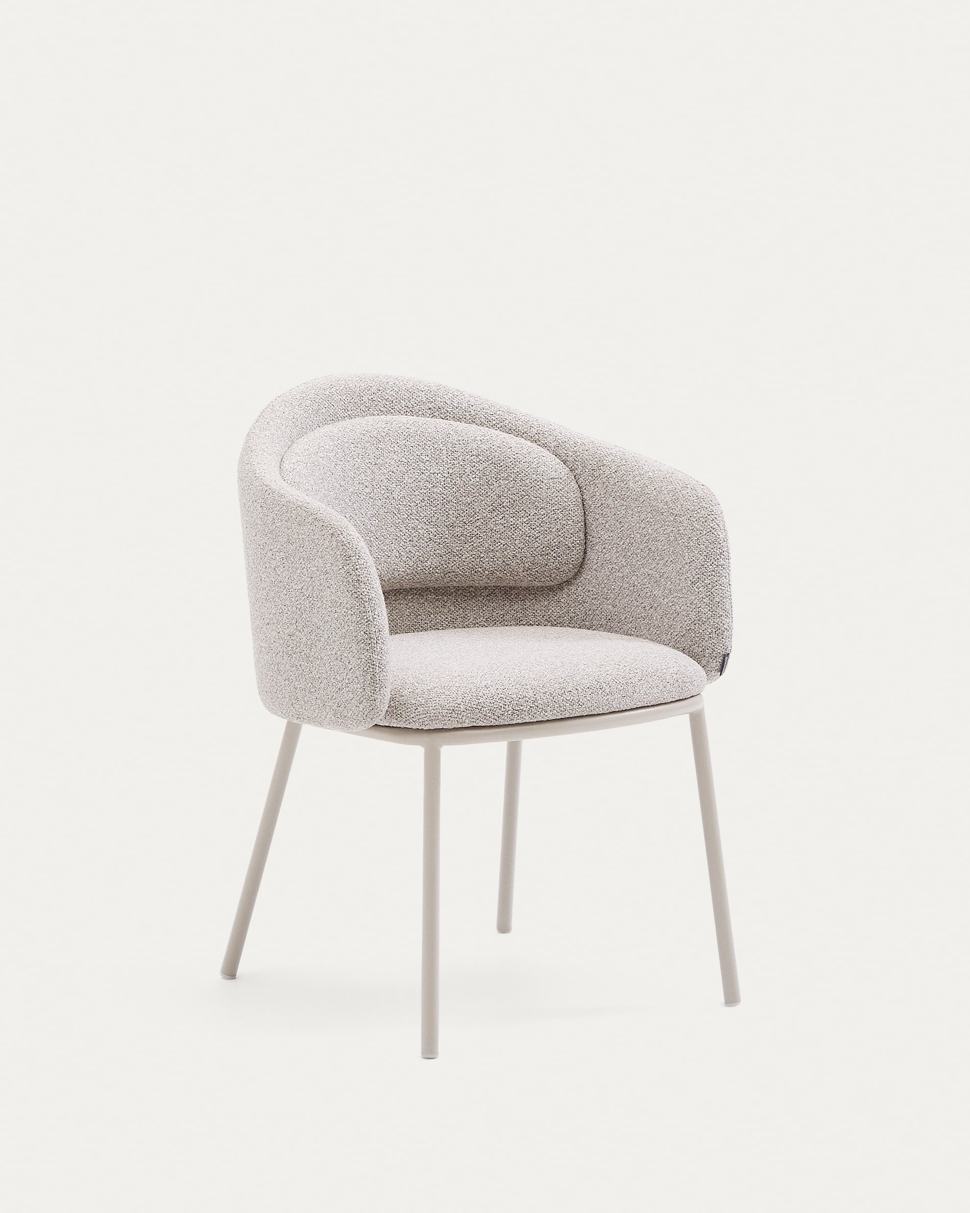 3D-Modell des Stuhls Minda: Beiger Chenille, Stahlbeine, FSC-zertifiziert, elegant und nachhaltig für Ihr Zuhause.